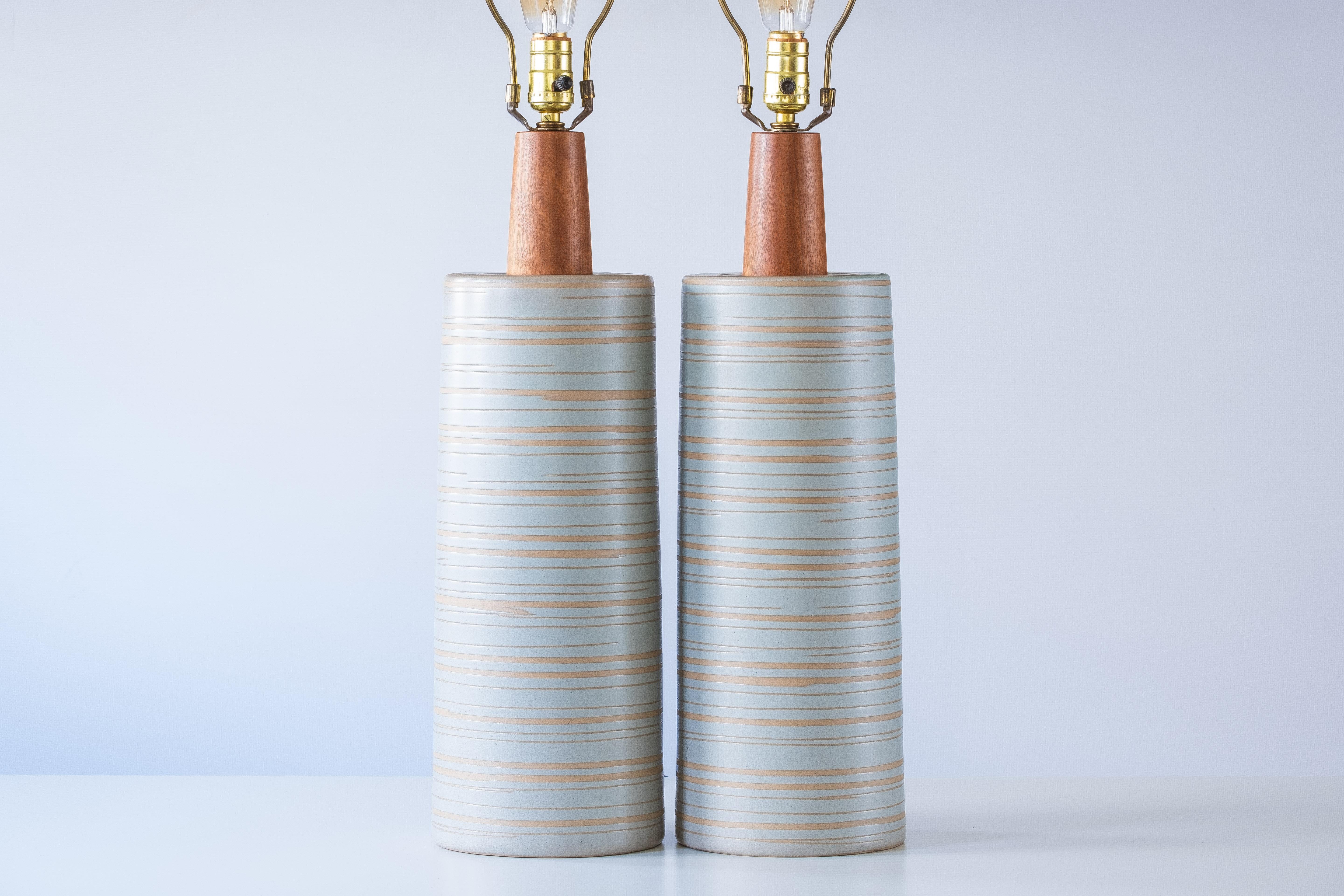 Gordon & Jane Martz / Marshall Studios Ceramic Table Lamps, Blue Swirl In Good Condition In Portland, OR