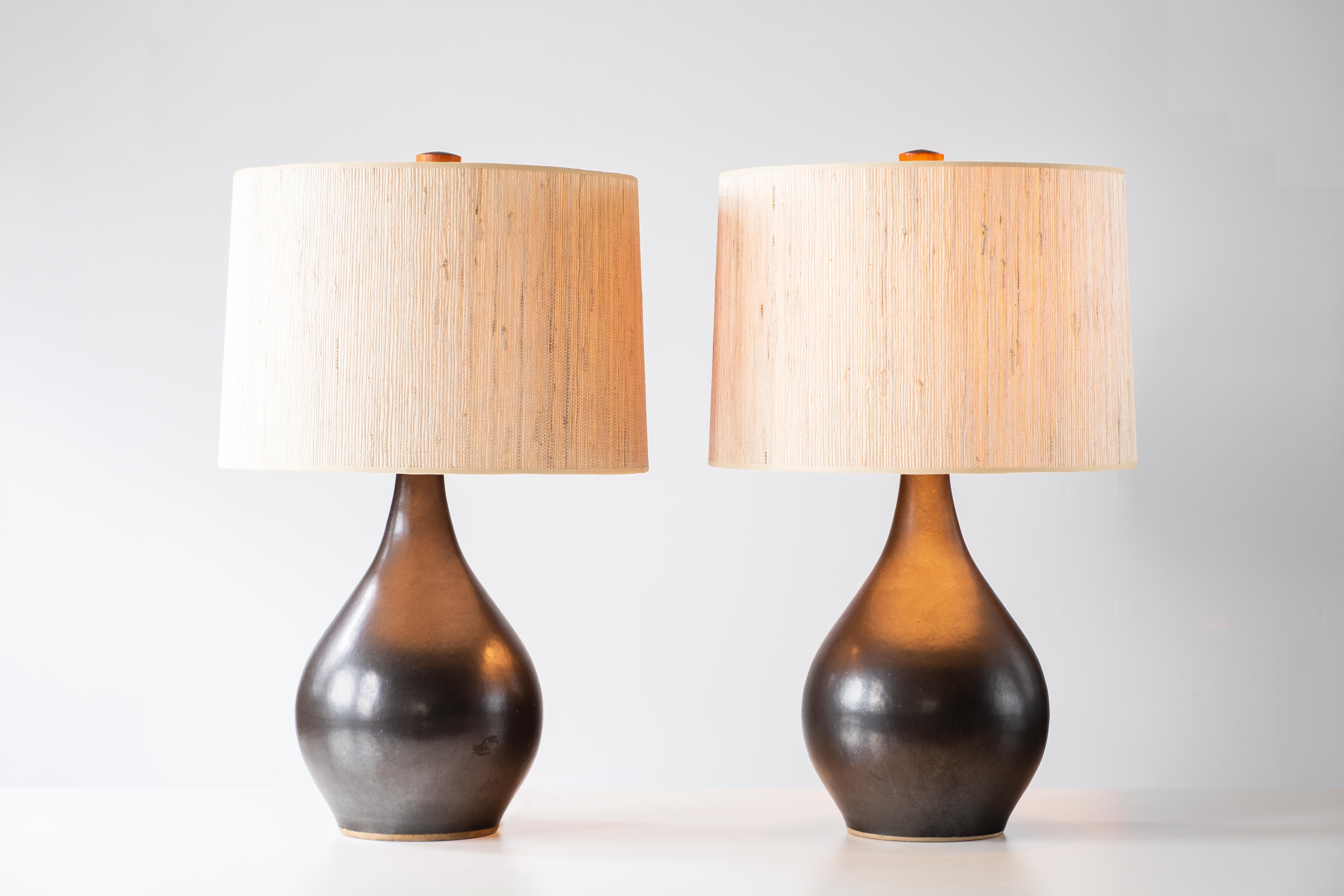 Glazed Gordon & Jane Martz / Marshall Studios Ceramic Table Lamps, Gunmetal Black Glaze