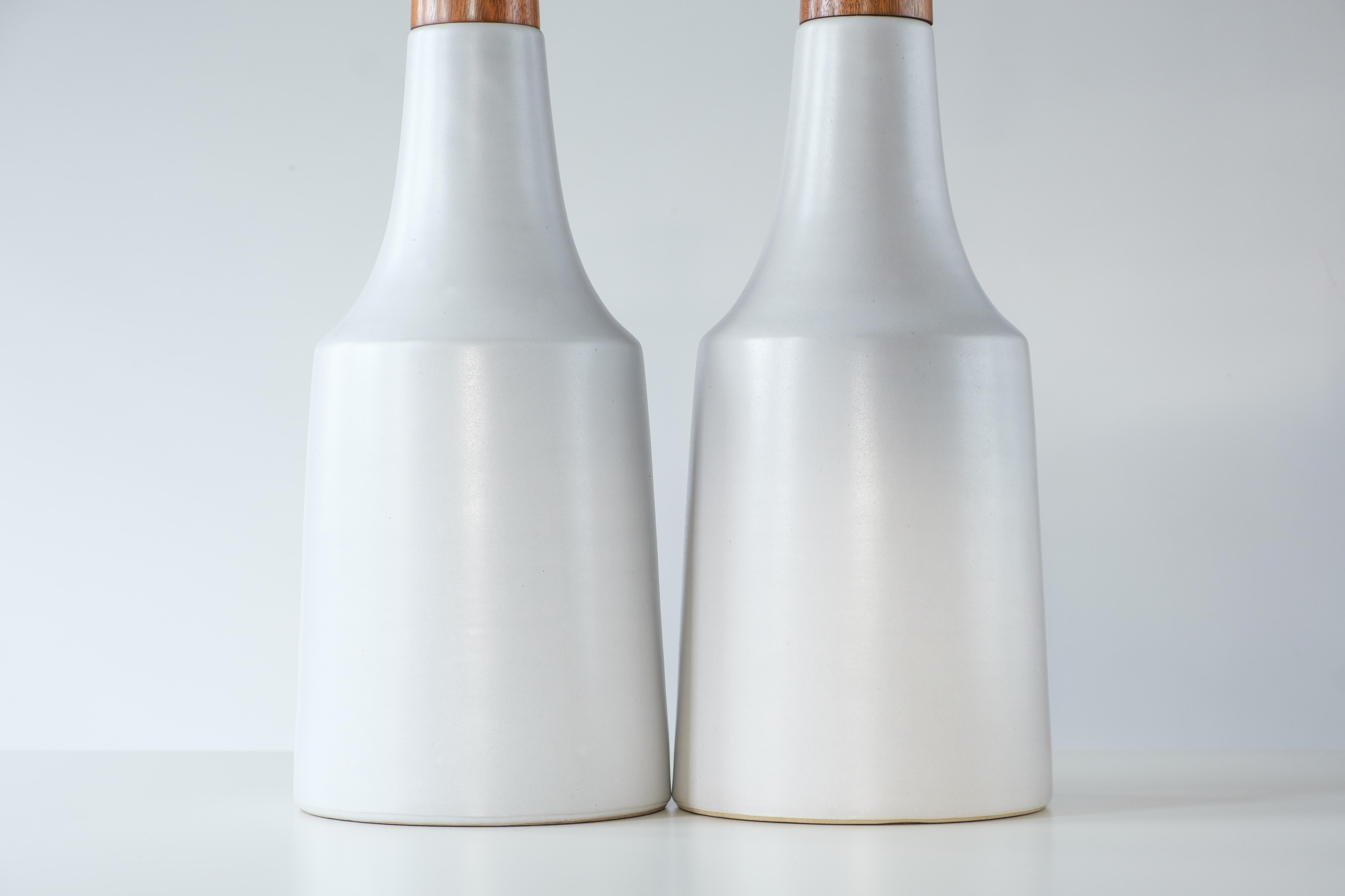 Lampes de table en céramique Gordon & Jane Martz / Marshall Studios, glaçure blanche mate en vente 4