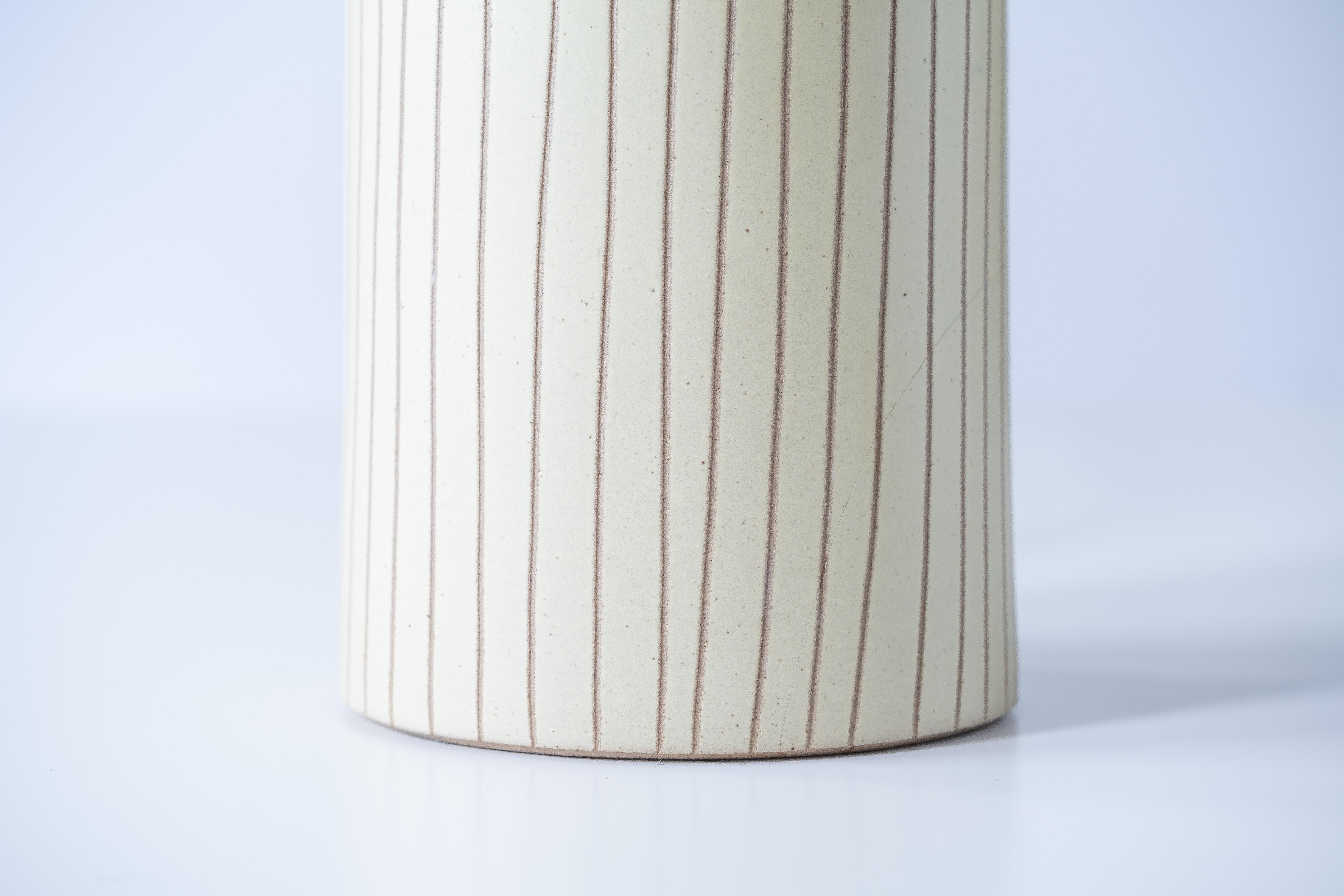 Gordon & Jane Martz / Lampade da tavolo in ceramica Marshall Studios, smalto giallo pallido in vendita 2