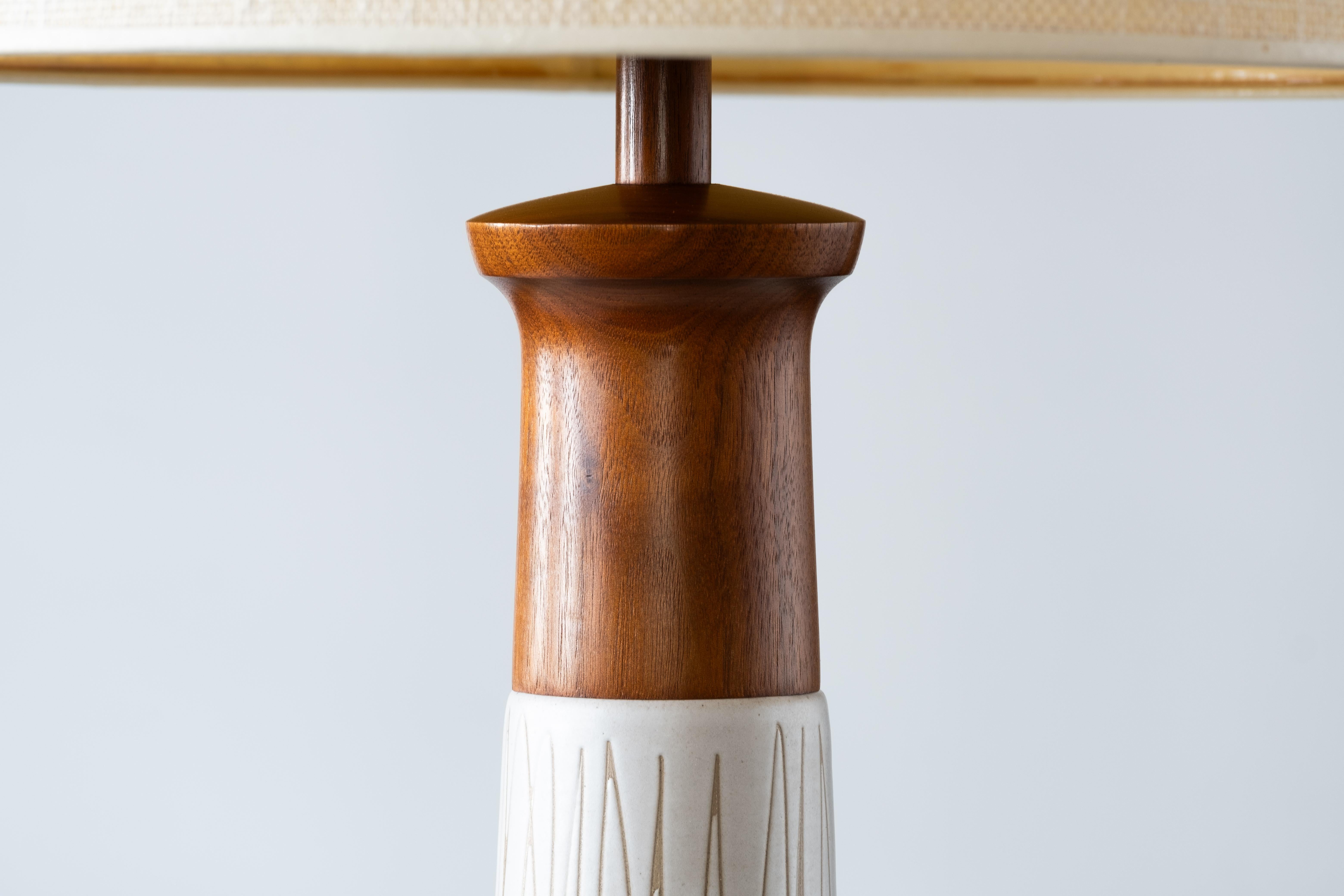 Gordon & Jane Martz / Marshall Studios Keramik-Tischlampen, weiße Glasur im Angebot 2