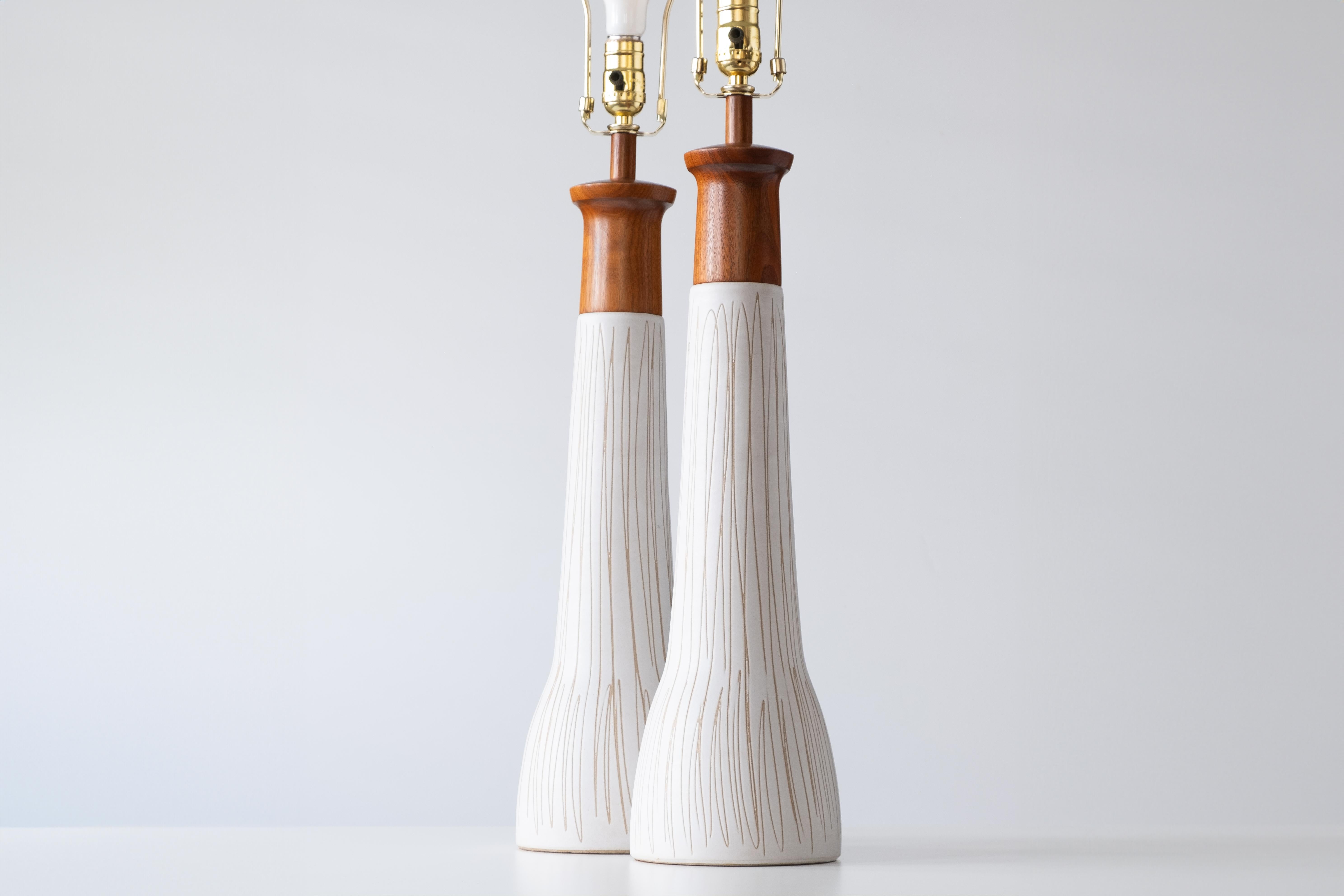 Gordon & Jane Martz / Marshall Studios Ceramic Table Lamps, White Glaze For Sale 1