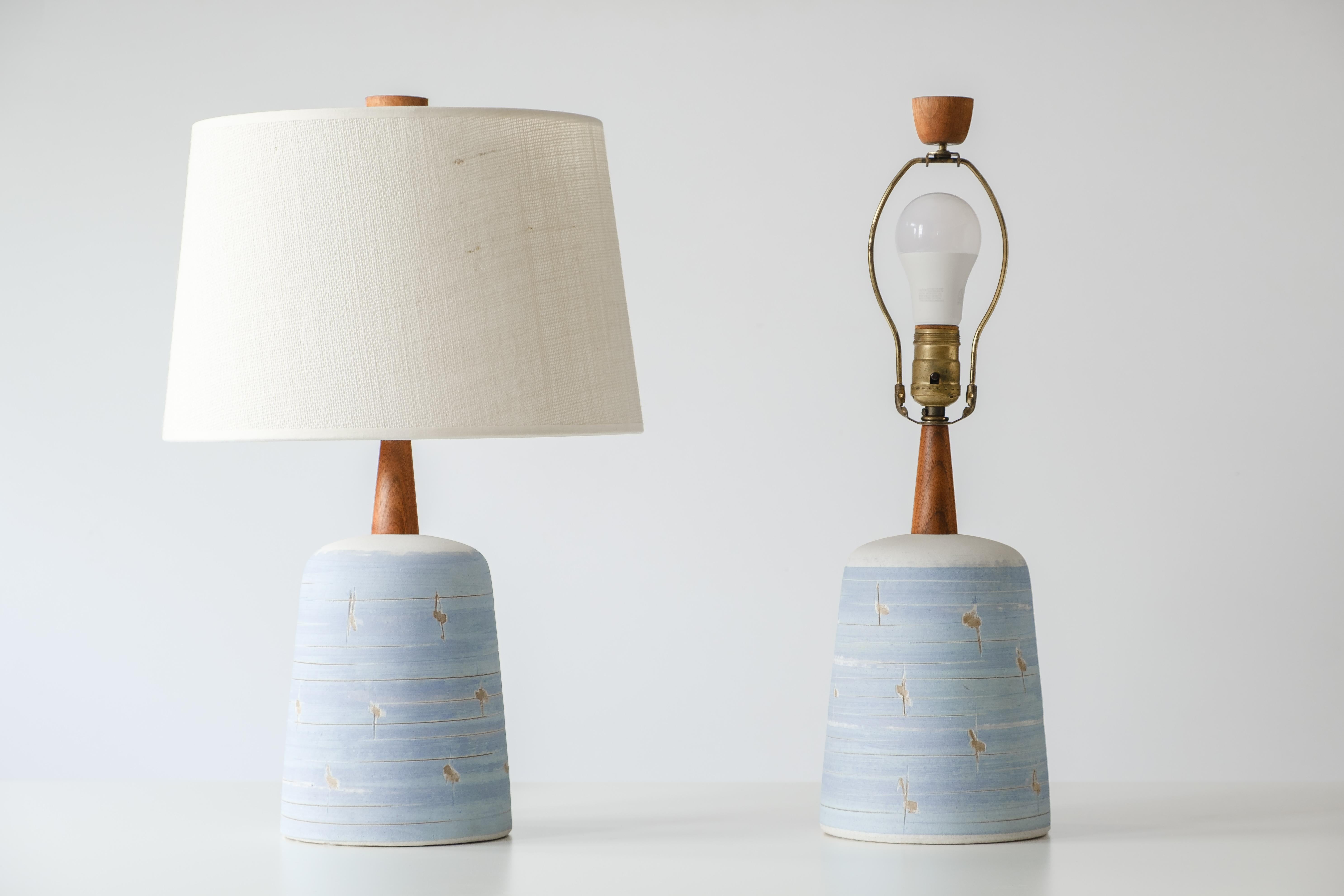 Gordon & Jane Martz Marshall Studios Ceramic Table Lamps, White w/ Blue Stripe In Good Condition In Portland, OR