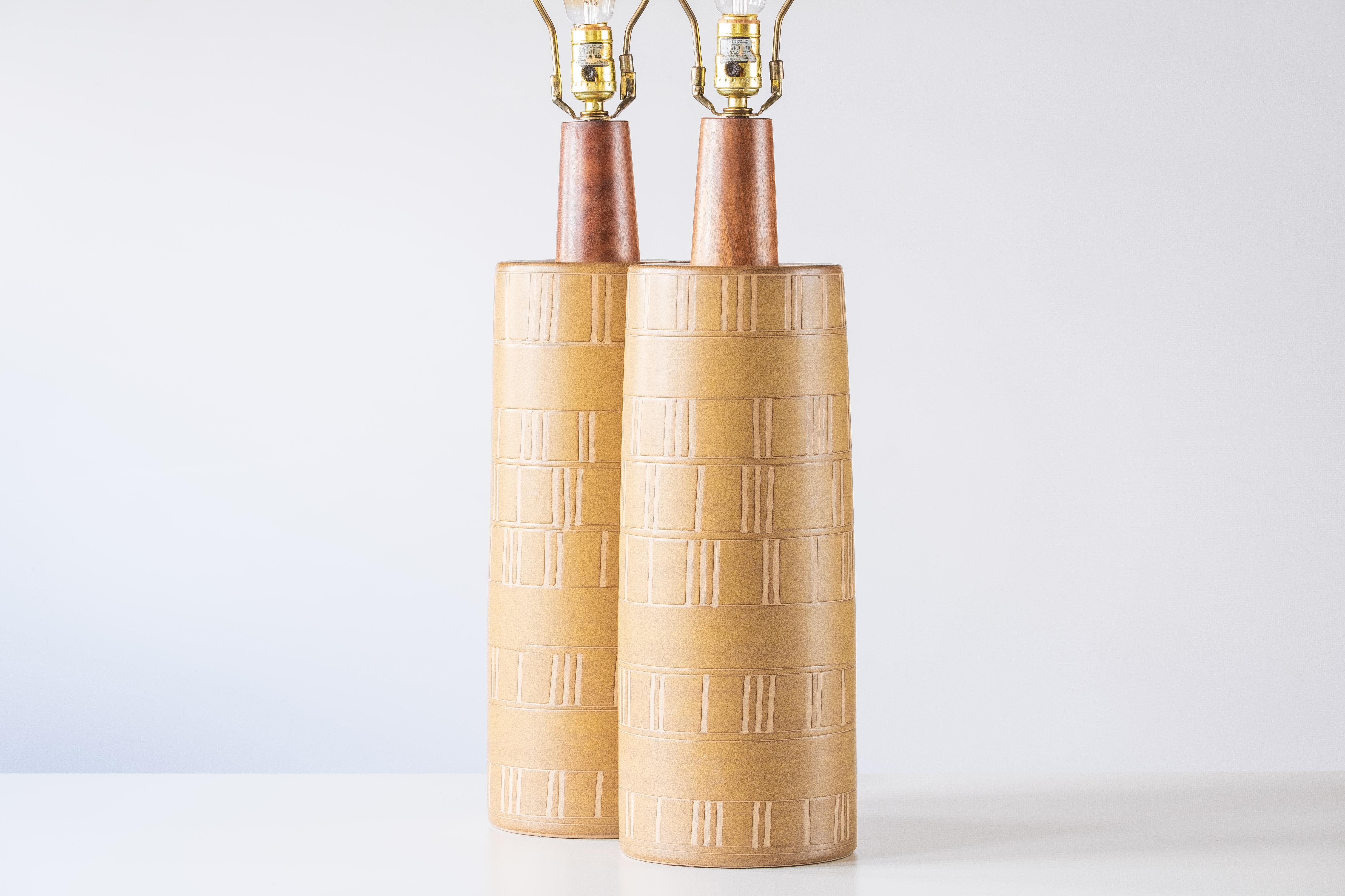 Gordon & Jane Martz / Marshall Studios Ceramic Table Lamps, Yellow Incised 4