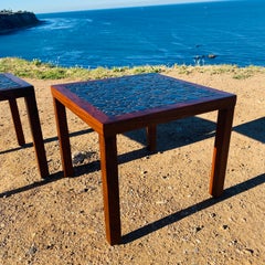 Gordon & Jane Martz Mosaik-Tische aus schwarzer Keramik und Nussbaumholz