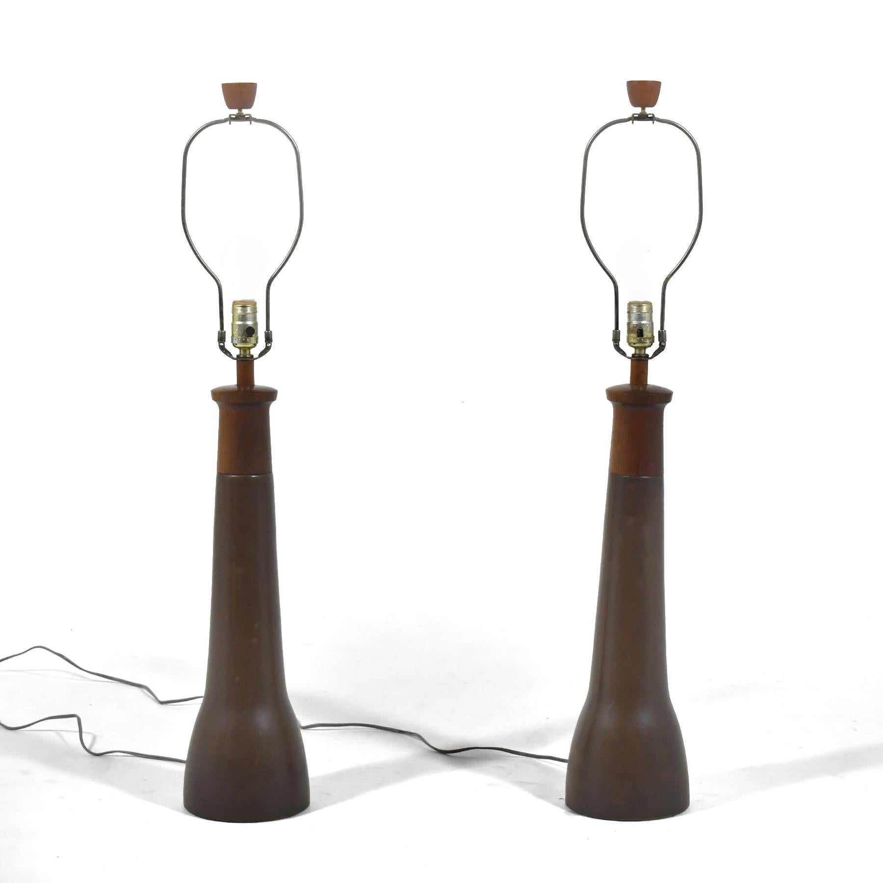 Gordon & Jane Martz Pair of Model 165 Table Lamps for Marshall Studios In Good Condition For Sale In Highland, IN