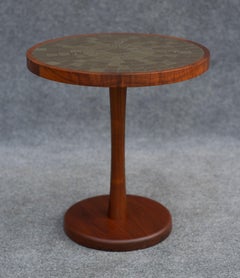 Tavolino o tavolo occasionale Gordon & Jane Martz Noce figurato e piastrelle di ceramica