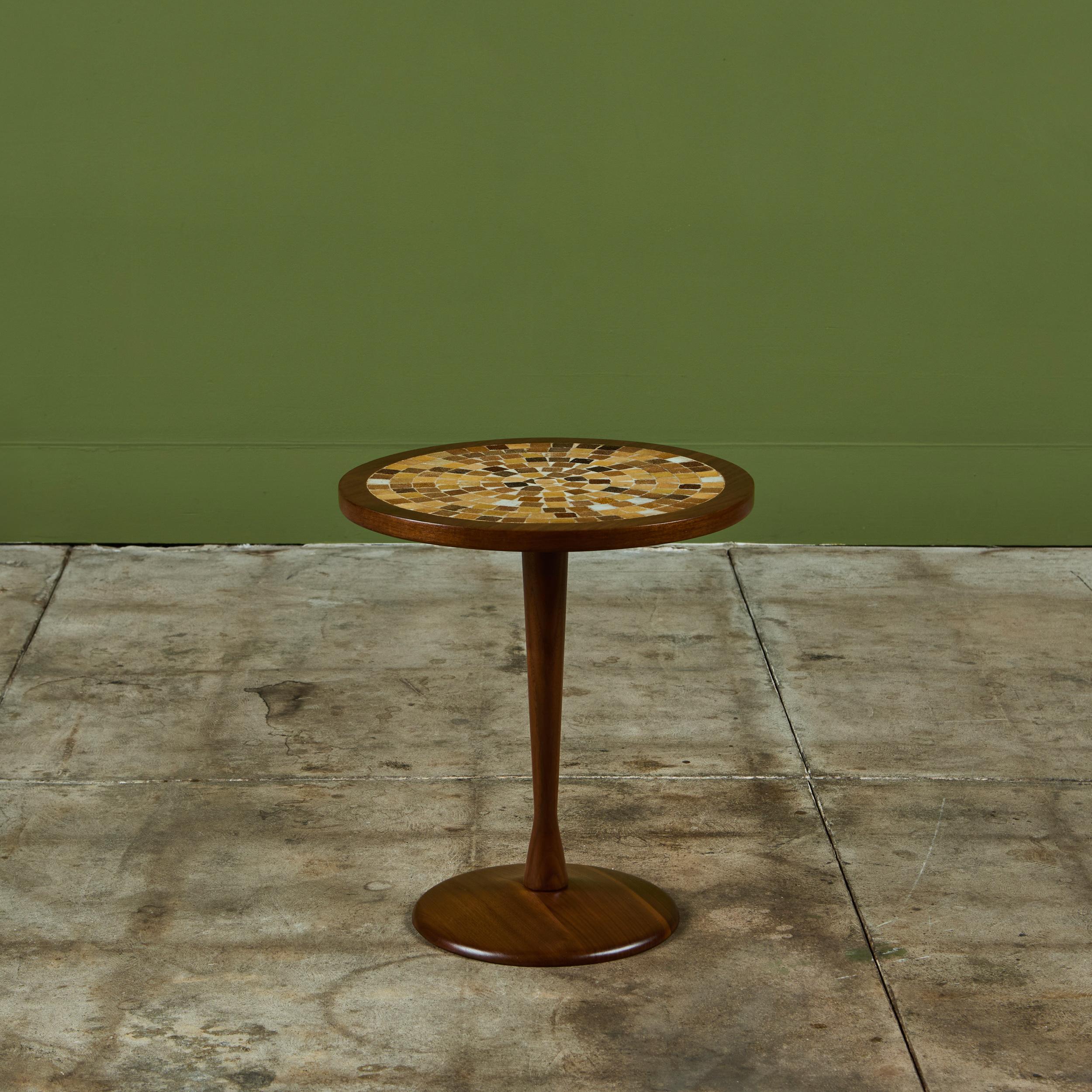 Mesa auxiliar de mosaico estilo Gordon & Jane Martz Incrustación en venta