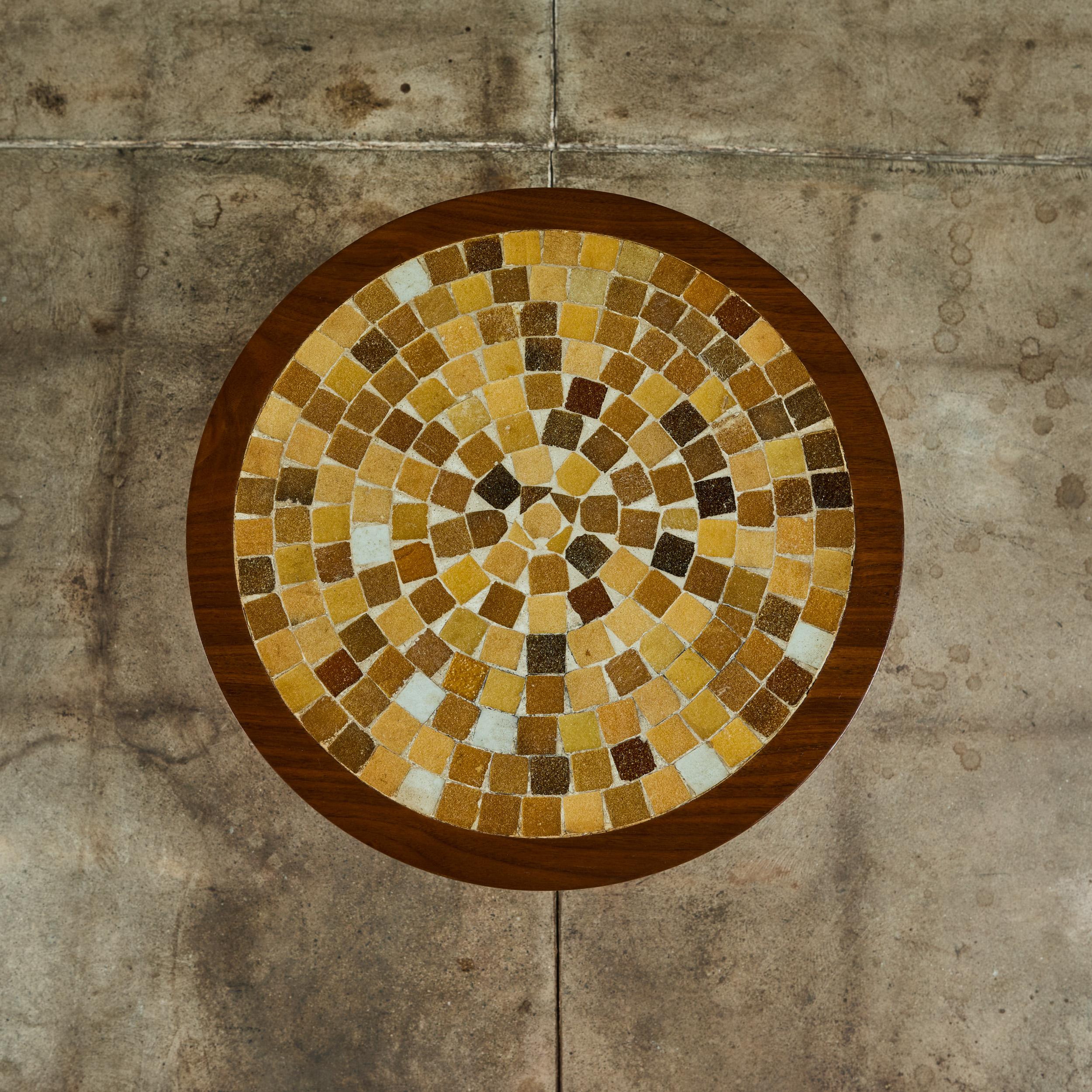 Mesa auxiliar de mosaico estilo Gordon & Jane Martz en venta 2