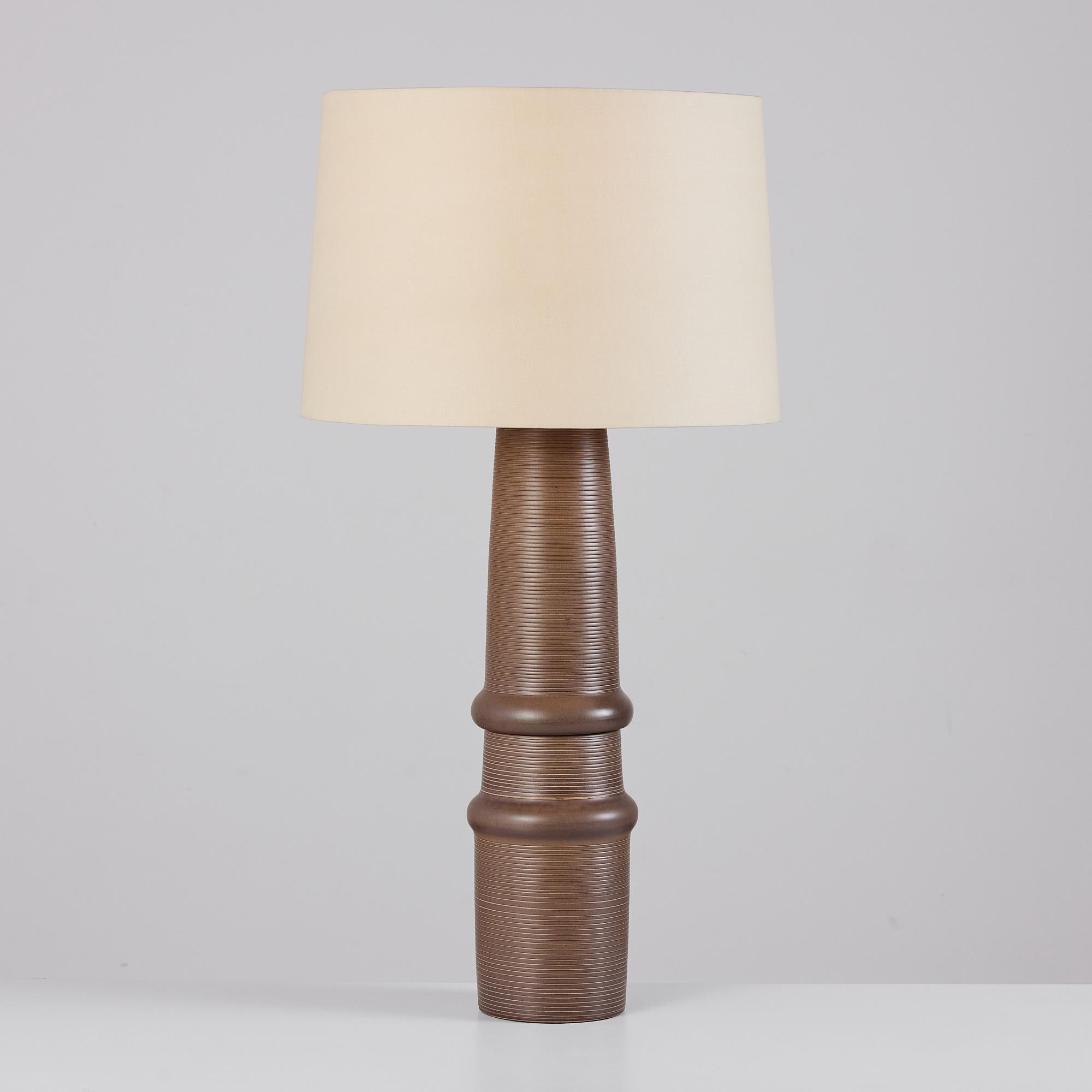 Mid-Century Modern Gordon & Jane Martz Tall Stoneware Lamp