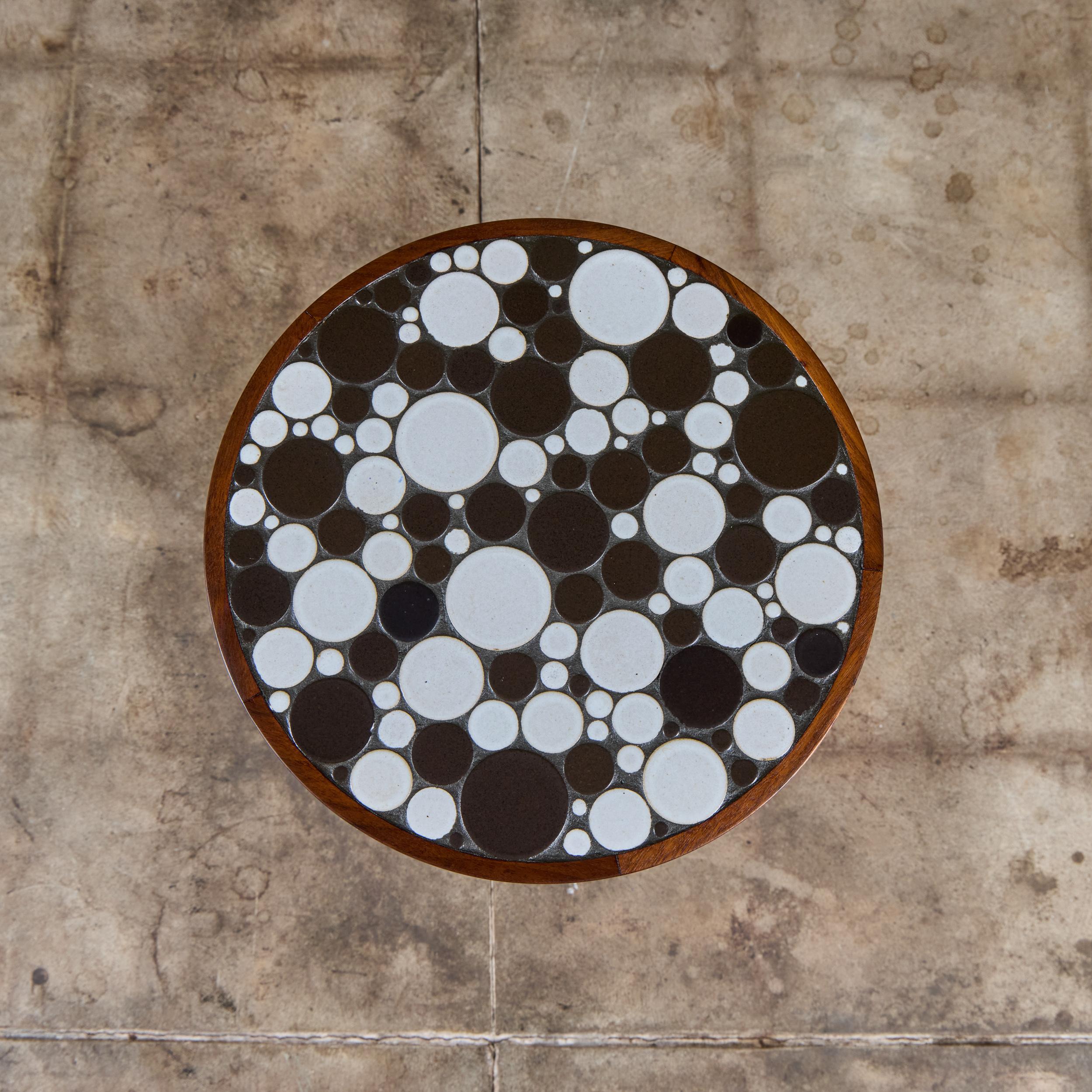 Gordon & Jane Martz Two Tone Coin Tile Mosaic Side Table en vente 1