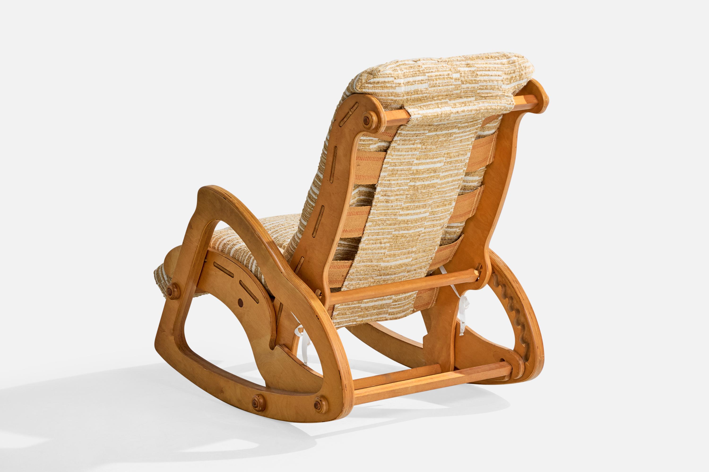 Gordon L. Kyle, Rocking Chair With Ottoman, Wood, Fabric, USA, 1978 en vente 6