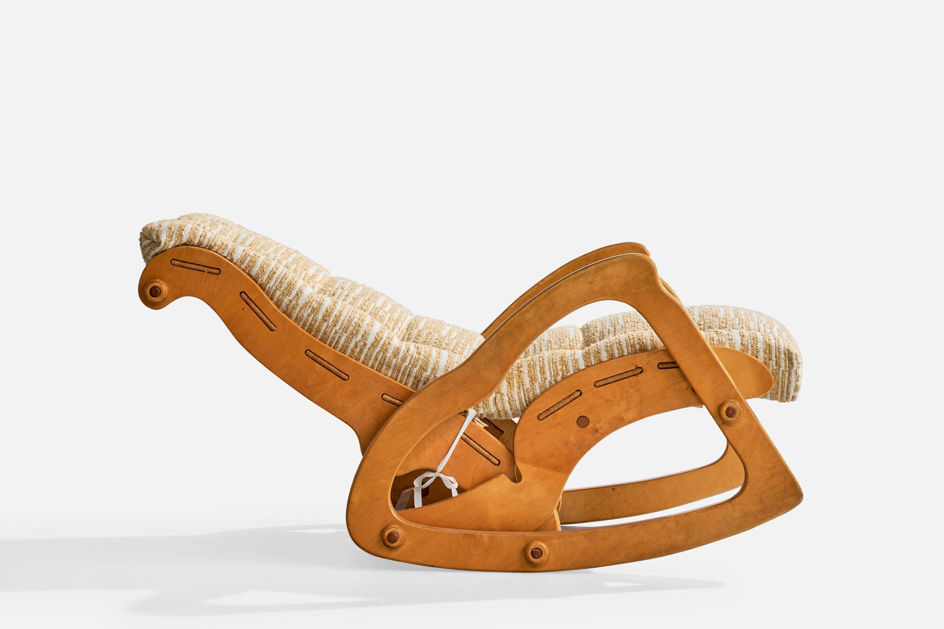 Gordon L. Kyle, Rocking Chair With Ottoman, Wood, Fabric, USA, 1978 en vente 8