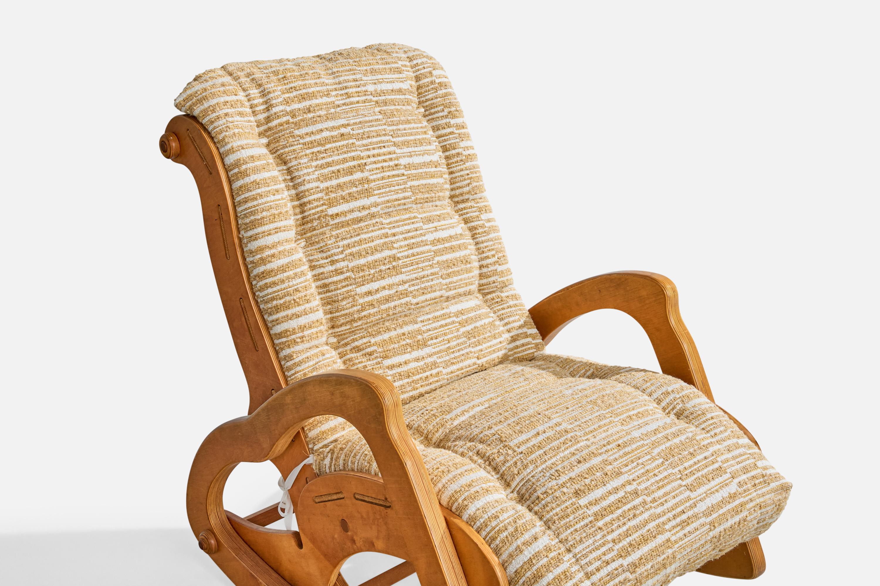 Mid-Century Modern Gordon L. Kyle, Rocking Chair With Ottoman, Wood, Fabric, USA, 1978 en vente