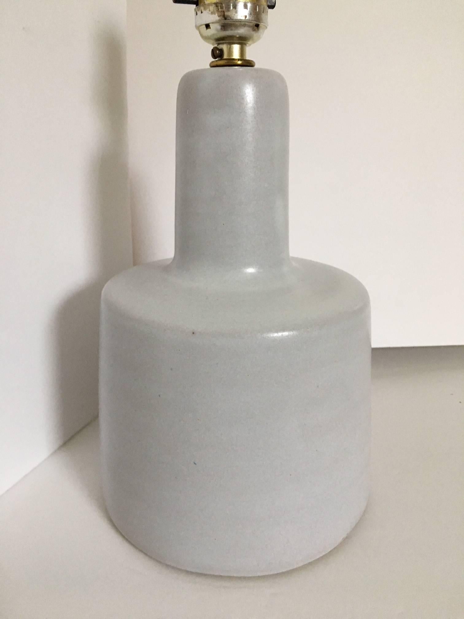 Mid-Century Modern Gordon Martz Dove Grey Accent Lamp, 1960s