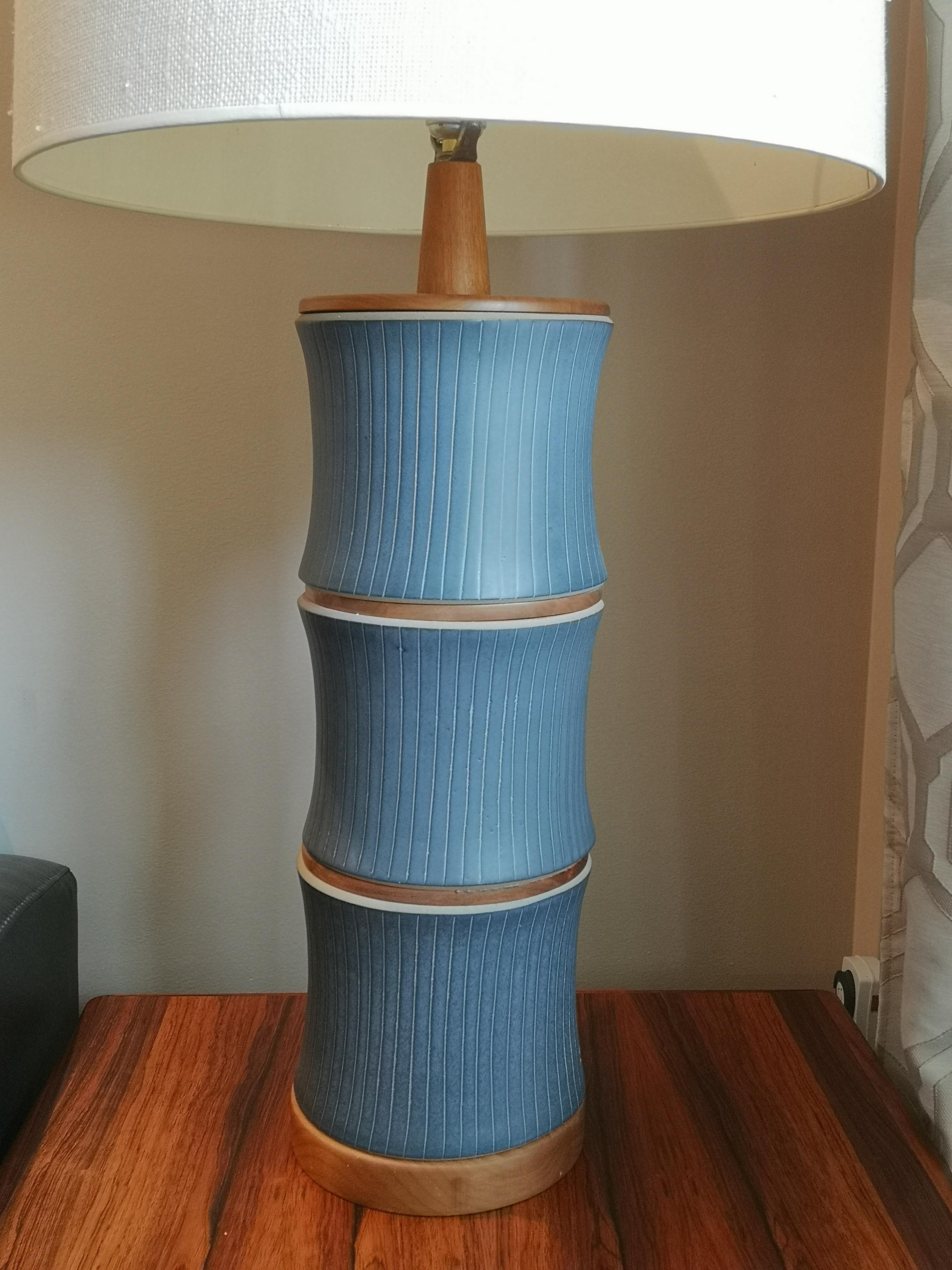 Gordon Martz & Jane Marshall Martz for Marshall Studios Large Table Lamp In Good Condition For Sale In Victoria, BC