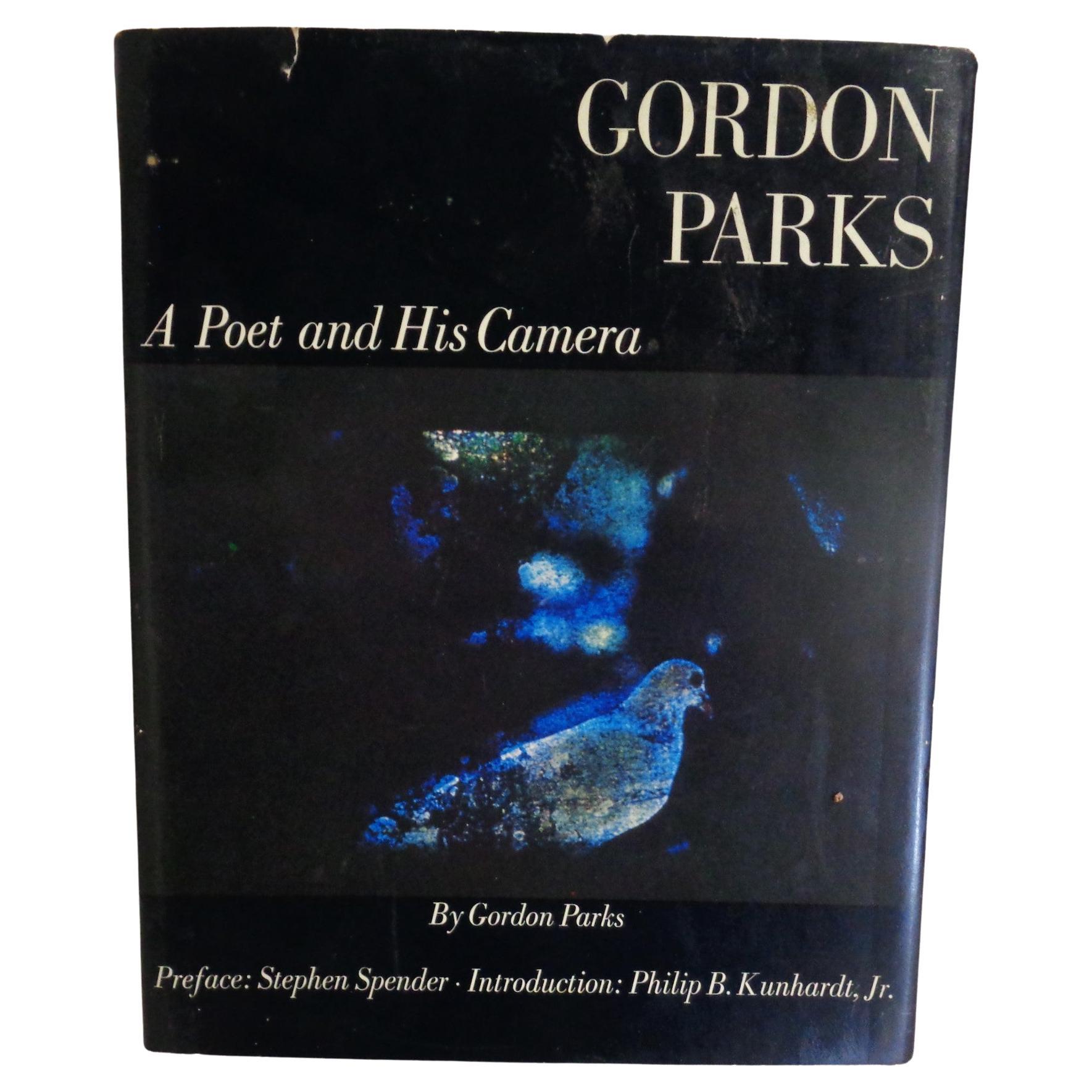 Gordon Parks - A Poet and His Camera - Gordon Parks - 1968 Viking - 1st Edition For Sale