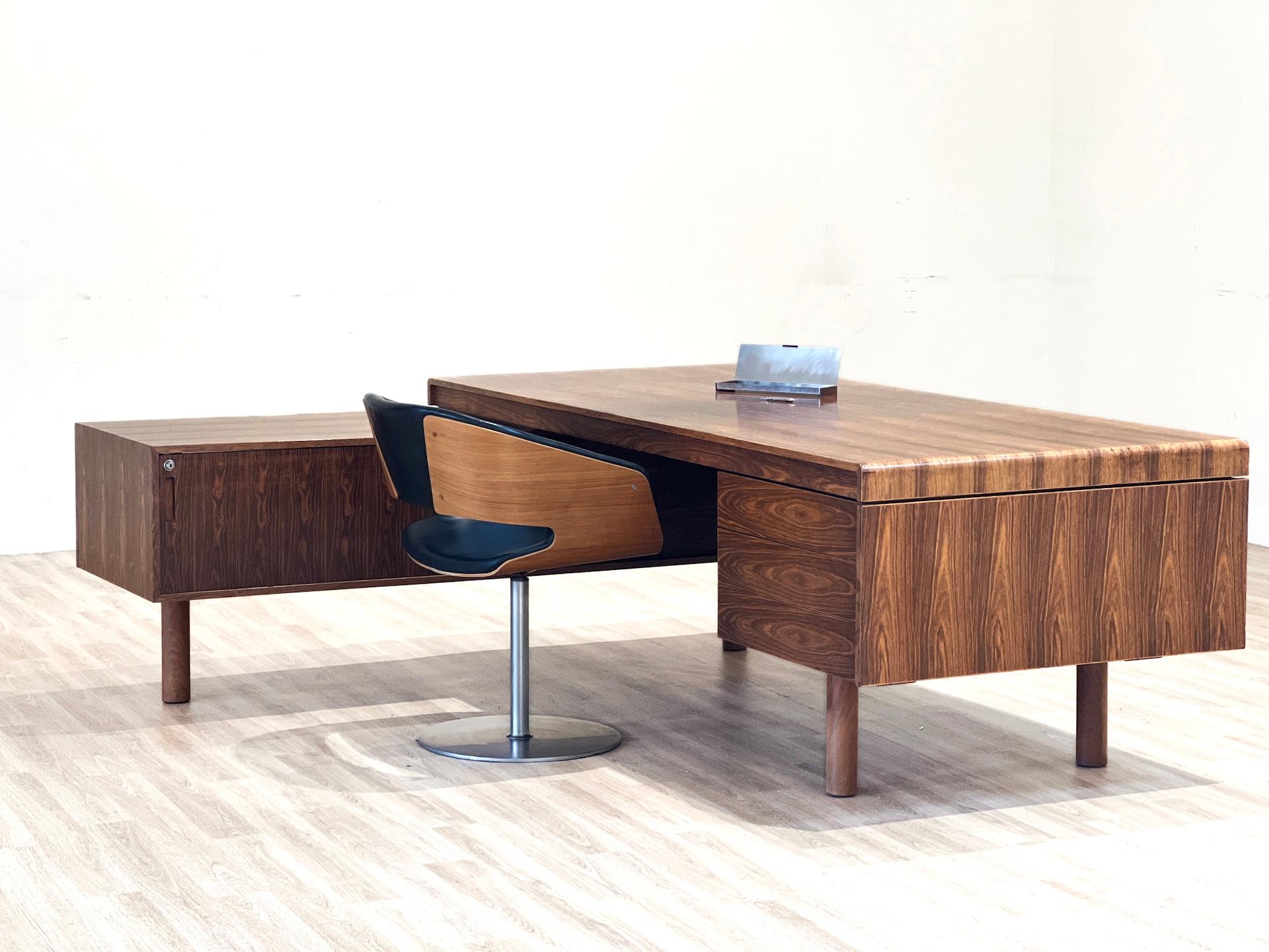Gordon Russel Desk For Sale 35