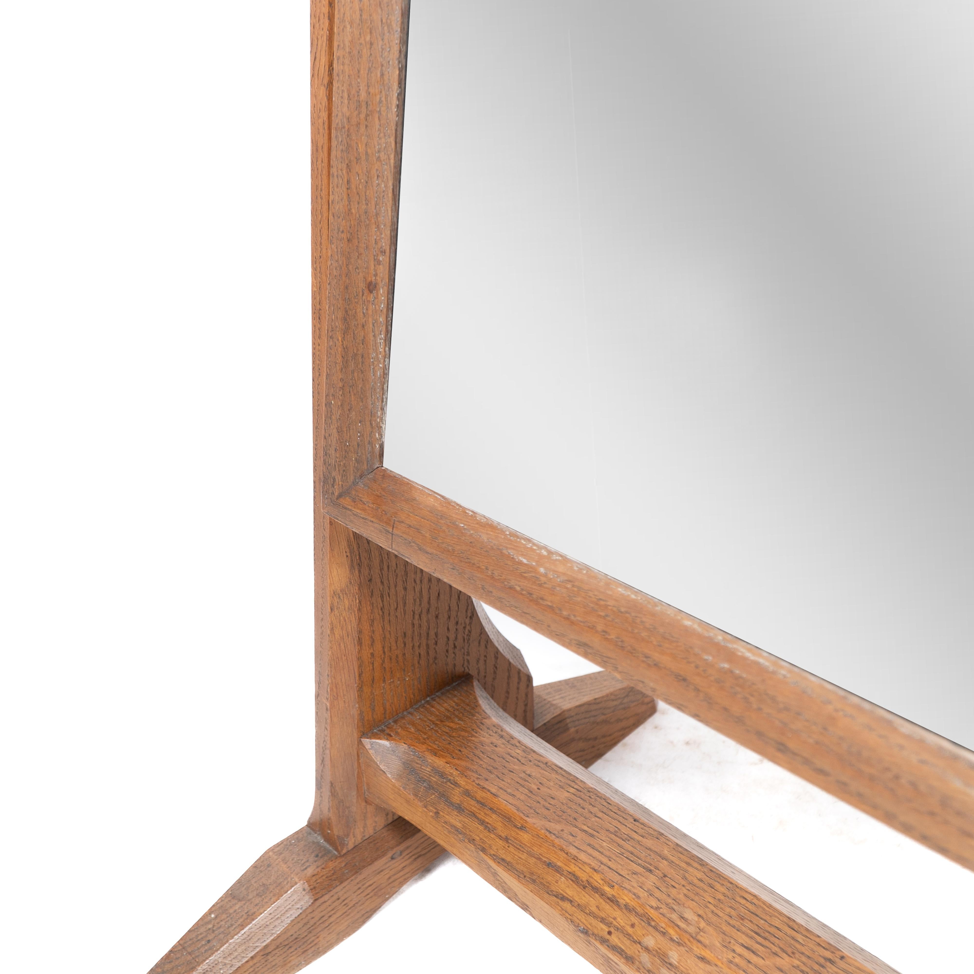 Gordon Russell. Specchio da camera a tutta lunghezza in legno di noce di Arts & Crafts in vendita 4
