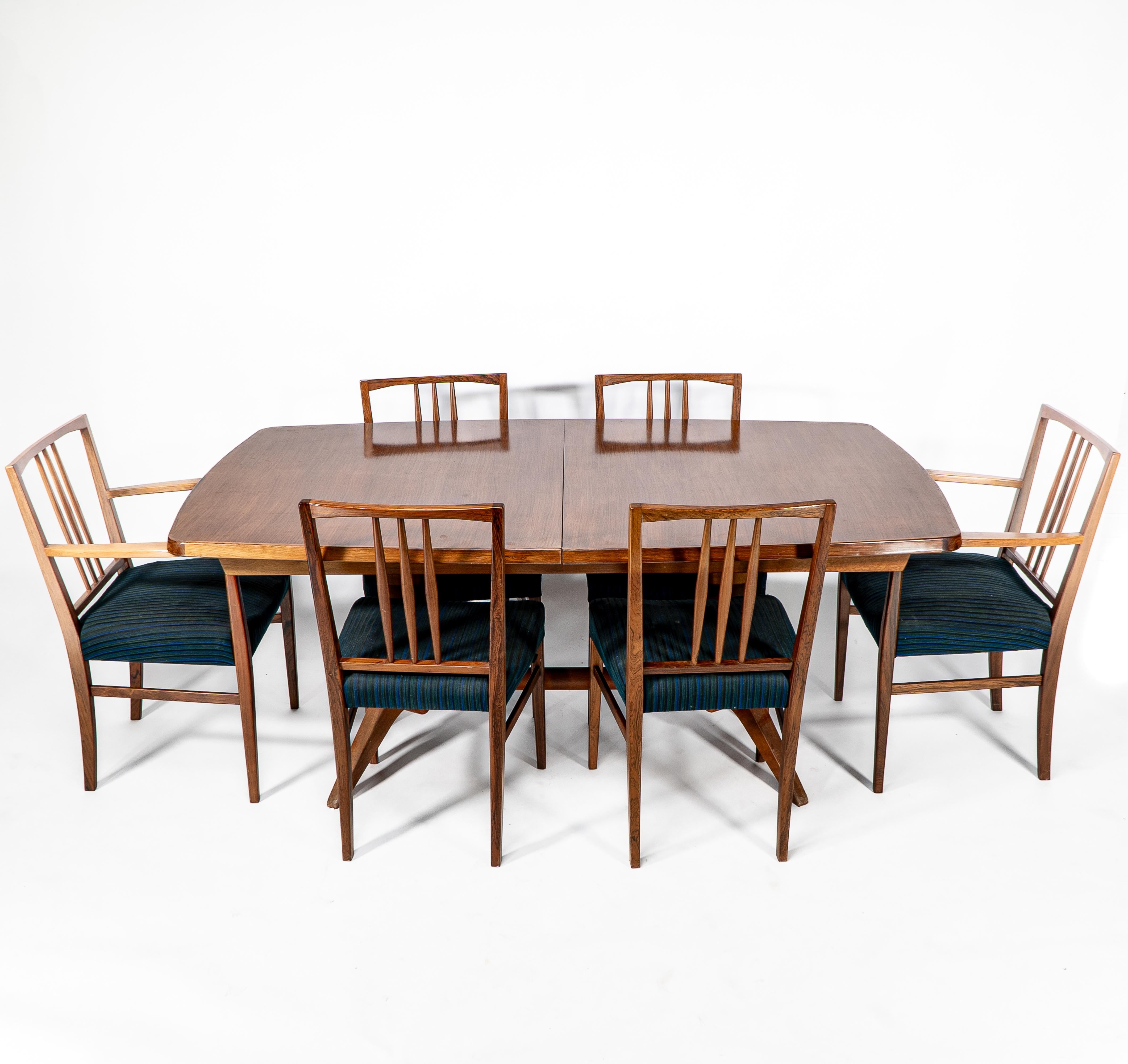 Gordon Russell. Designer WH Russell a Rosewood & Mahogany 'Burford' Dining Suite en vente 1