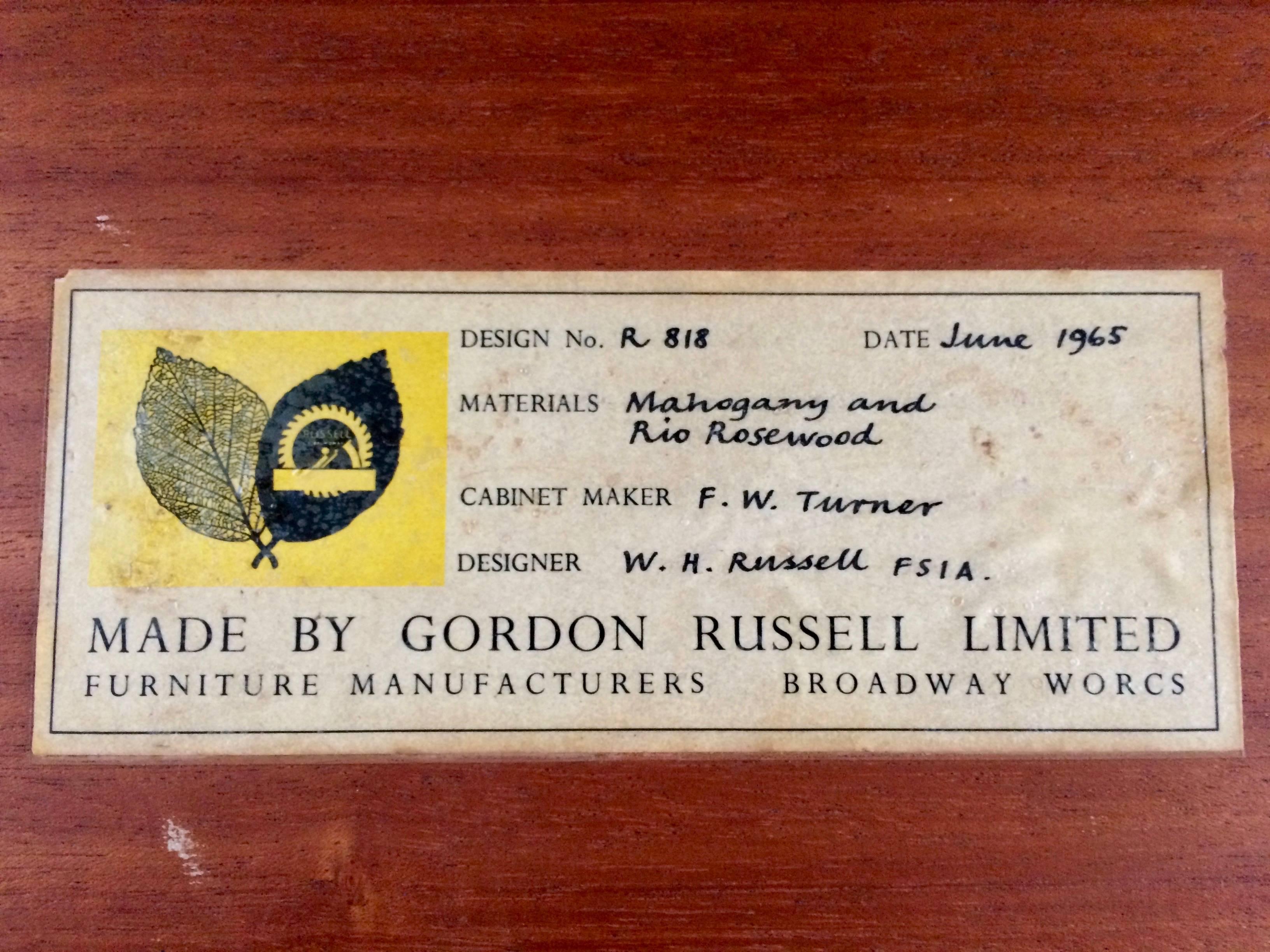 Gordon Russell Table à manger & Huit chaises Rosewood Burford R818 Extending Cites 7