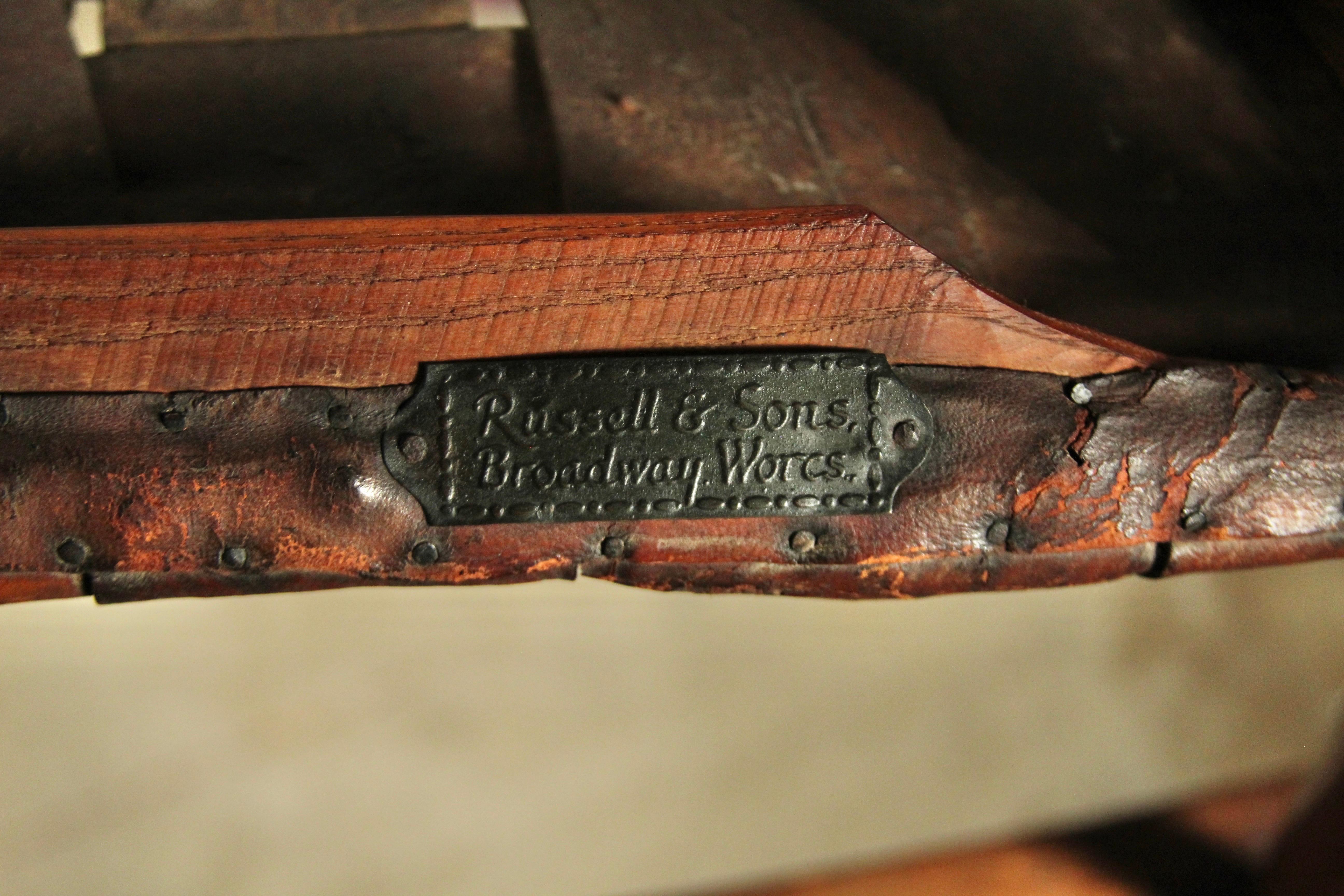 Sedie da salotto con schienale a scaletta in Oak e pelle intrecciata costruite a mano da Gordon Russell, 1904 in vendita 12