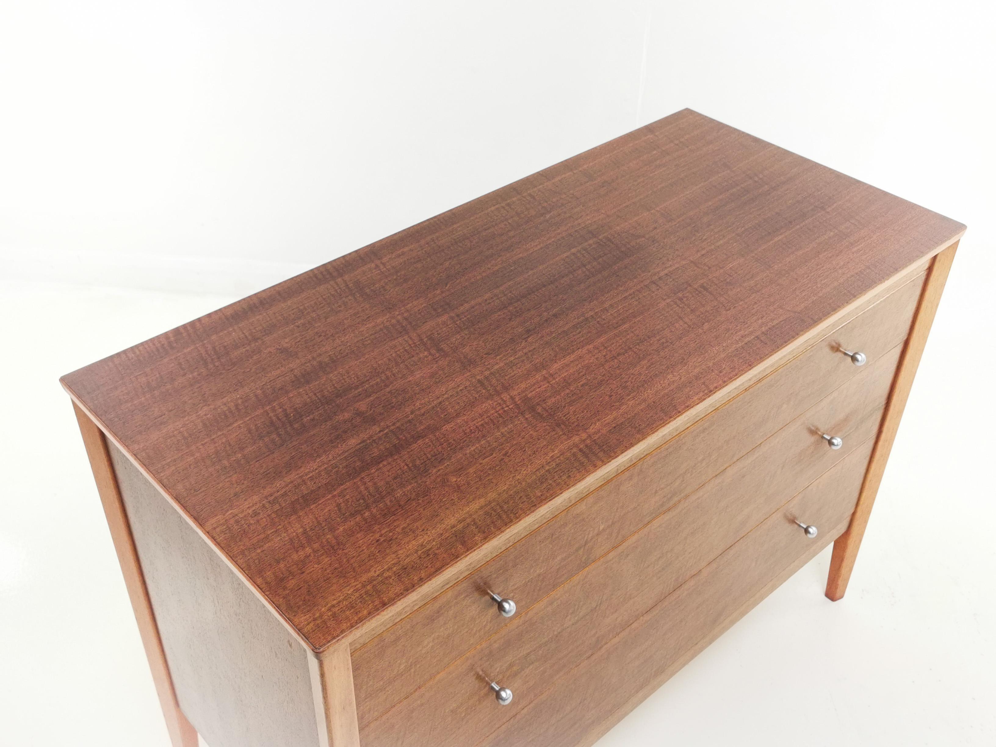 Gordon Russell Indian Laurel Teak Midcentury Chest of Drawers In Good Condition In STOKE ON TRENT, GB