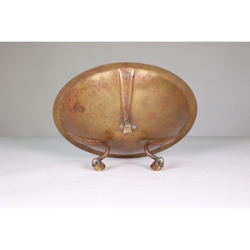 Gordon Russell Lygon Works An Arts & Crafts Cotswold School patinated brass bowl For Sale 2