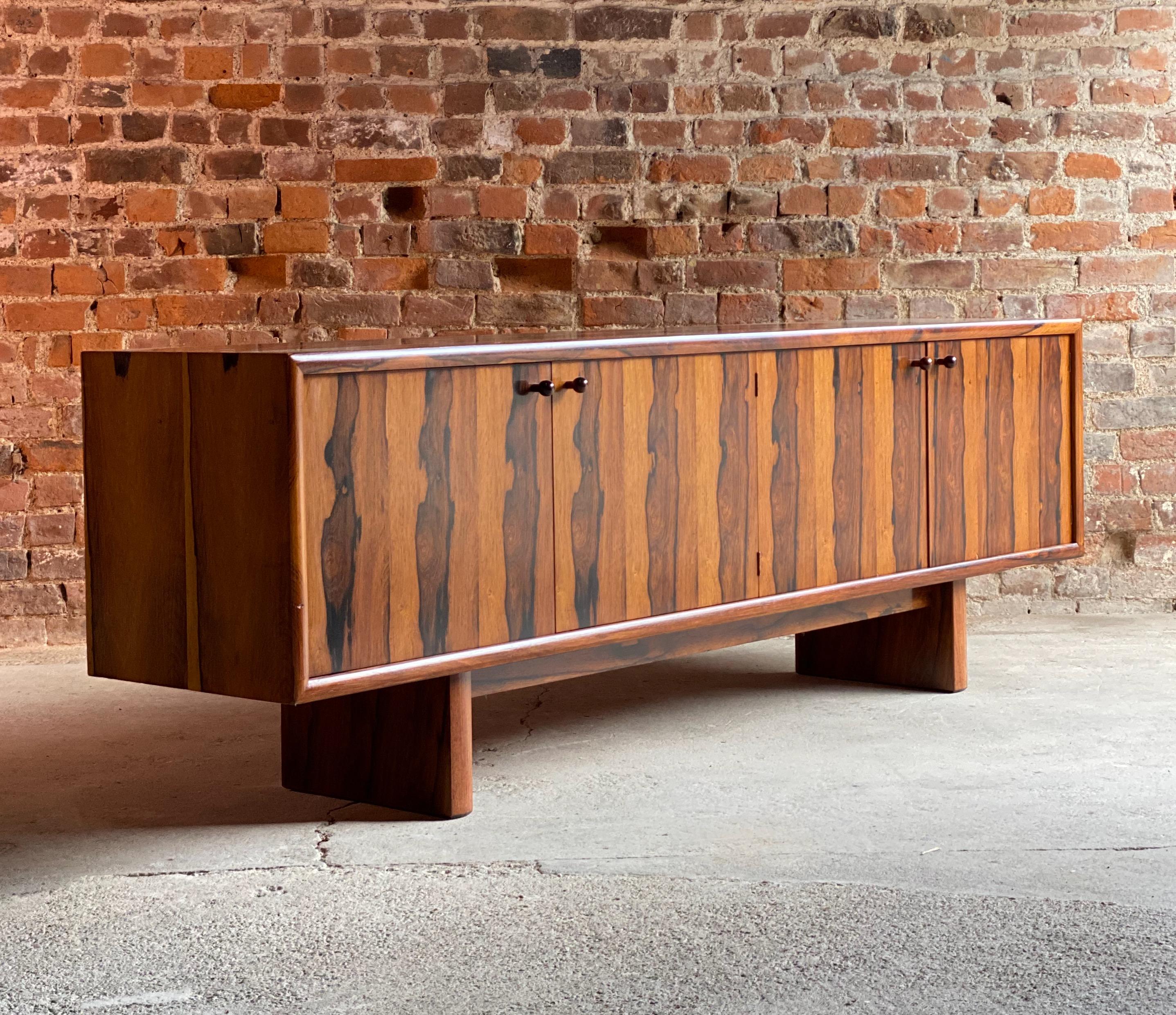 Gordon Russell Marlow Range Palisander Anrichte von Martin Hall 1970 Nr. 2 (Moderne der Mitte des Jahrhunderts)