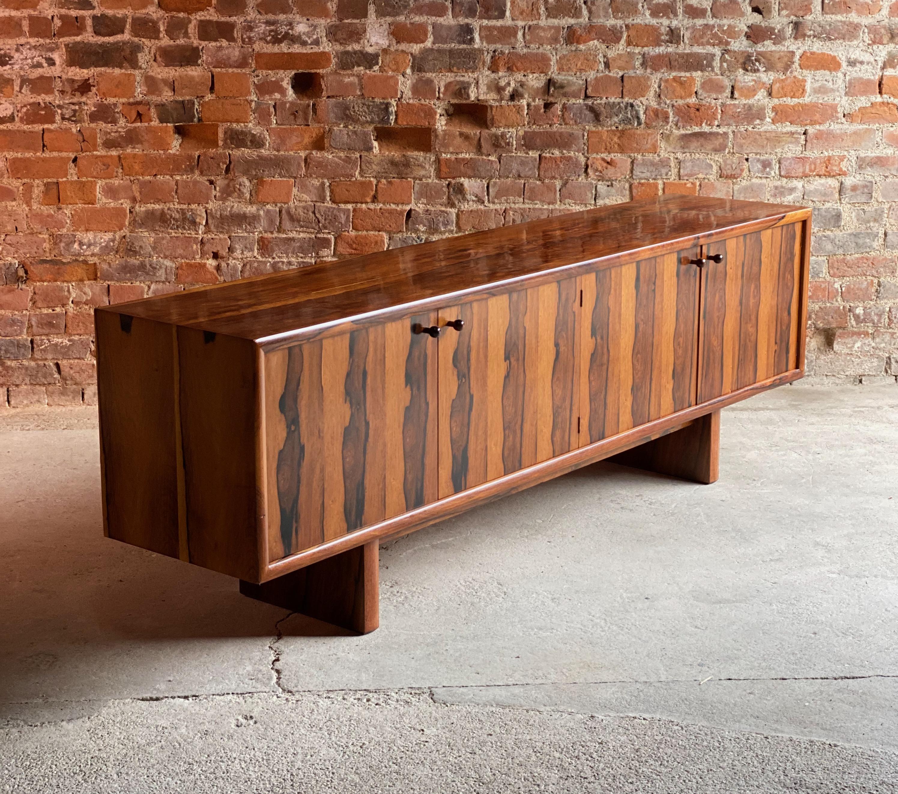 Gordon Russell Marlow Range Palisander Anrichte von Martin Hall 1970 Nr. 2 im Zustand „Hervorragend“ in Longdon, Tewkesbury