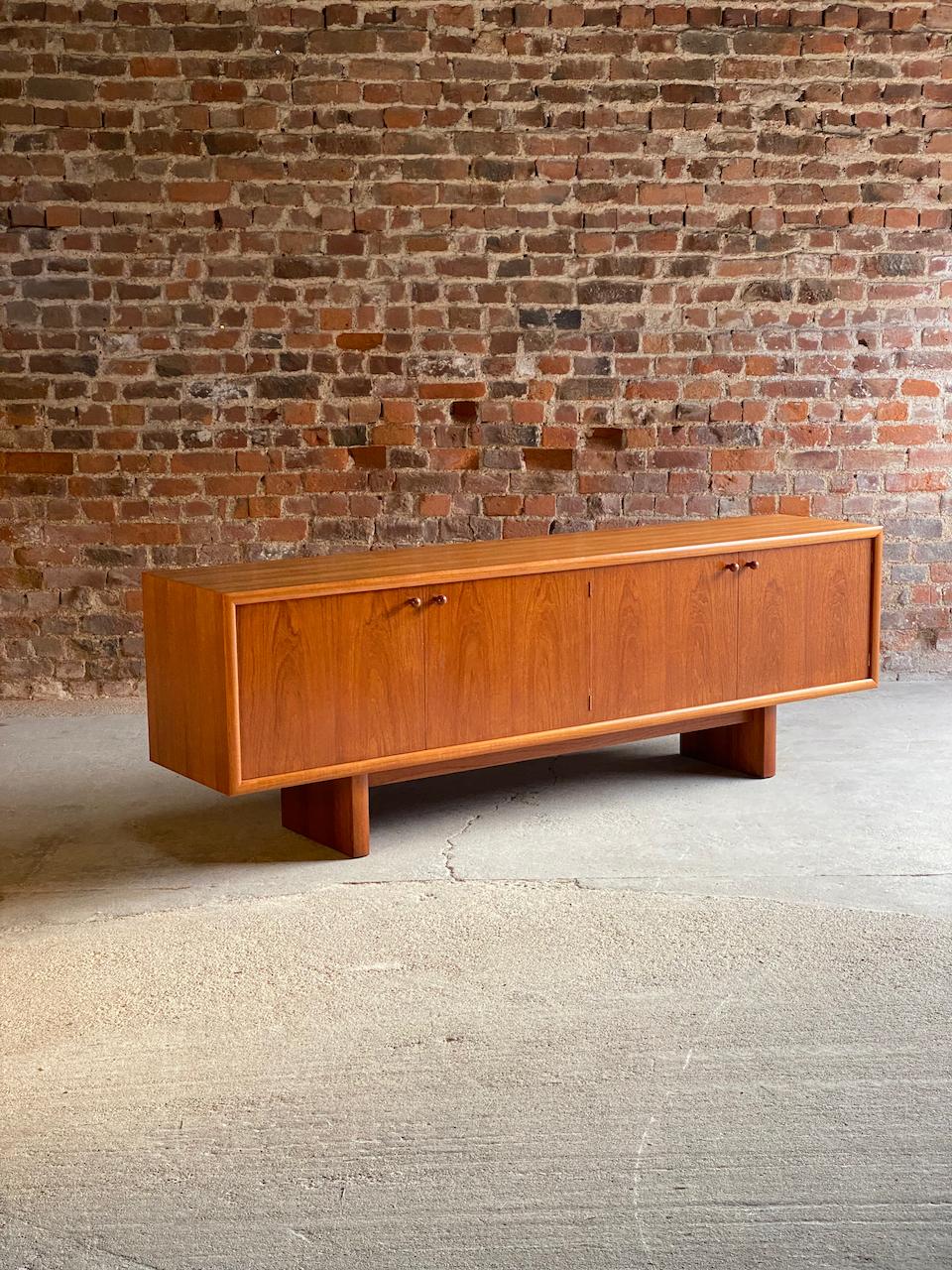 Gordon Russell Marlow Teak Sideboard by Martin Hall, 1972 3