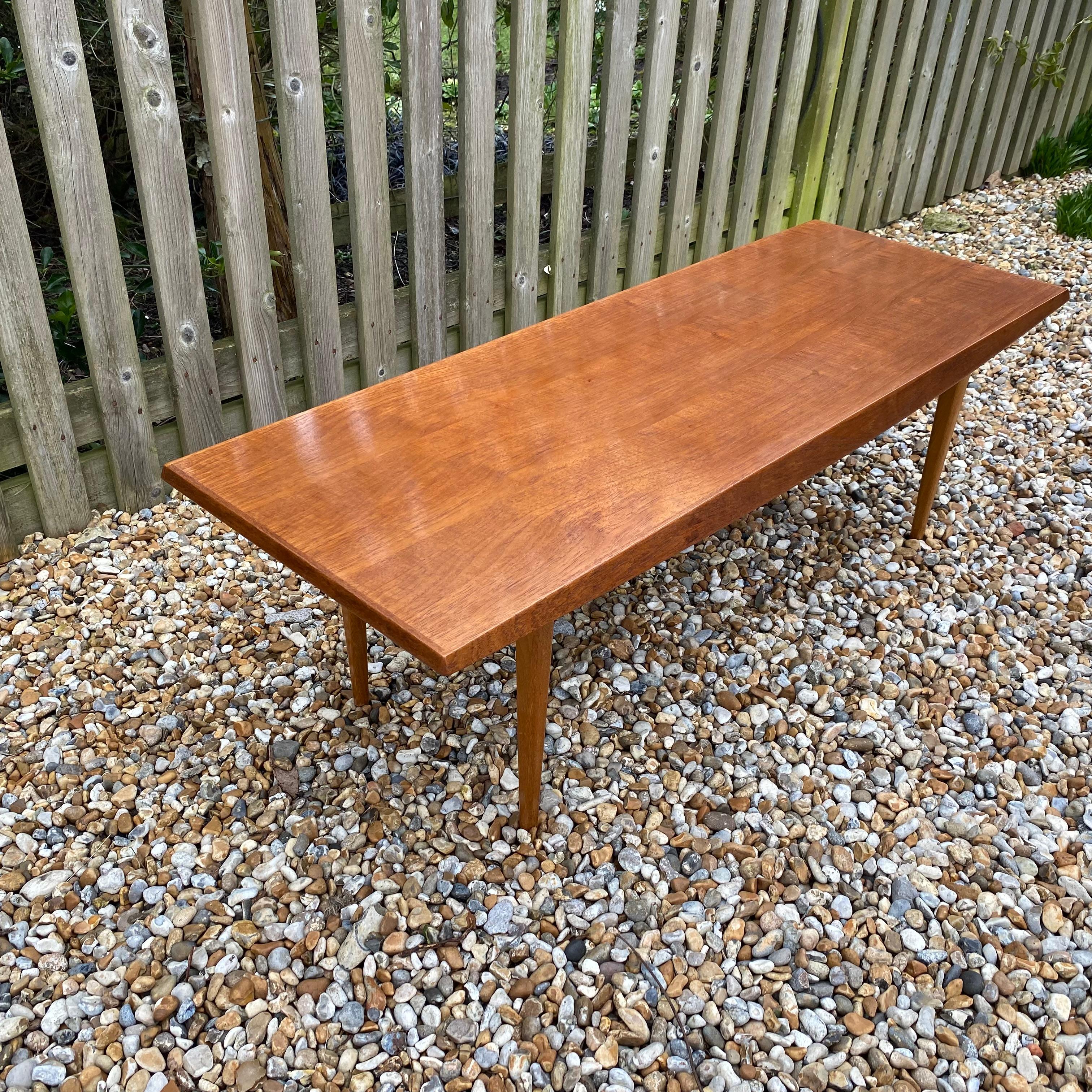Gordon Russell, Couchtisch aus Teakholz, Mid-Century im Zustand „Gut“ im Angebot in Folkestone, GB