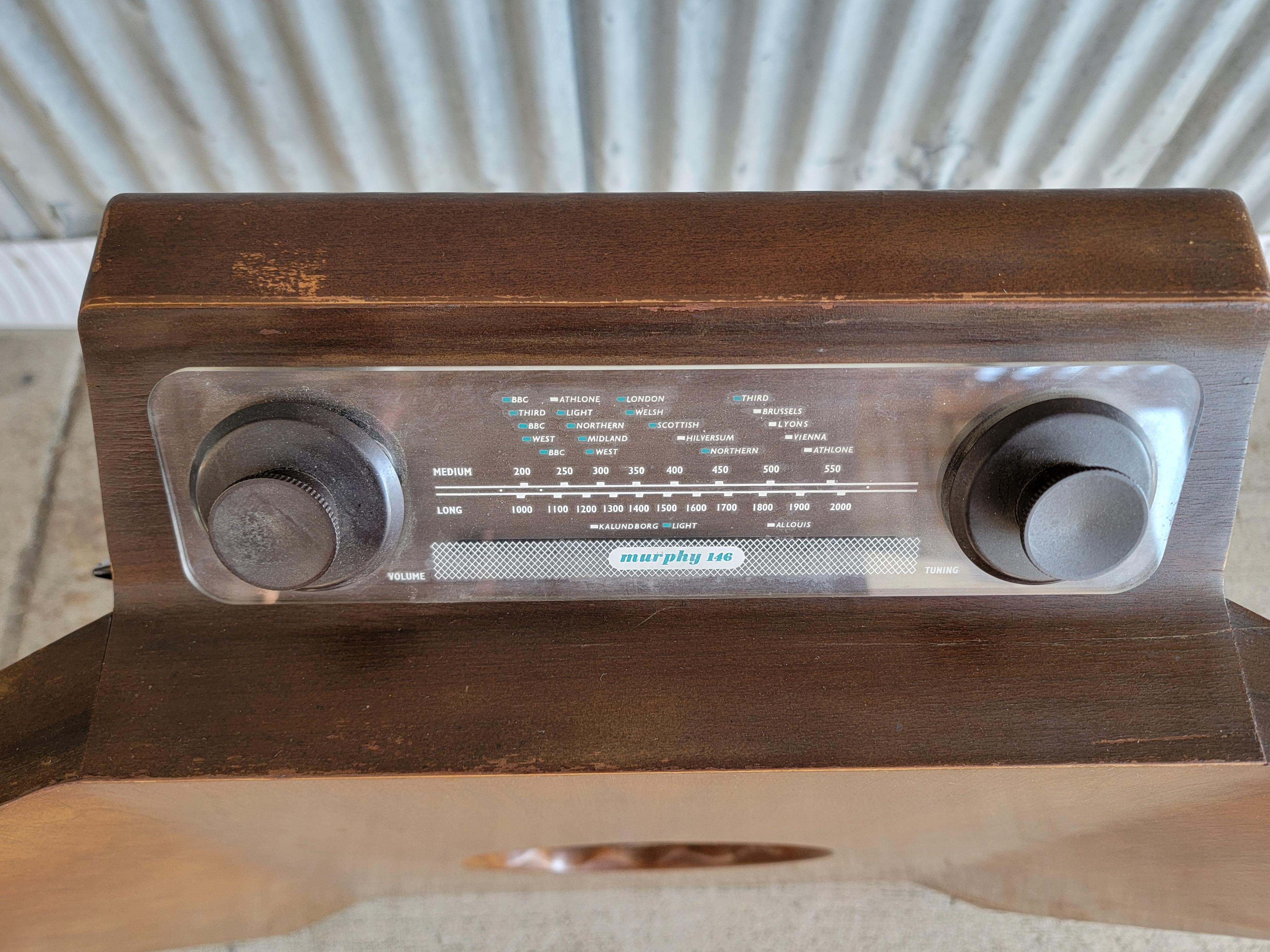 Gordon Russell Murphy 146 Standing Radio Circa. 1930's 4