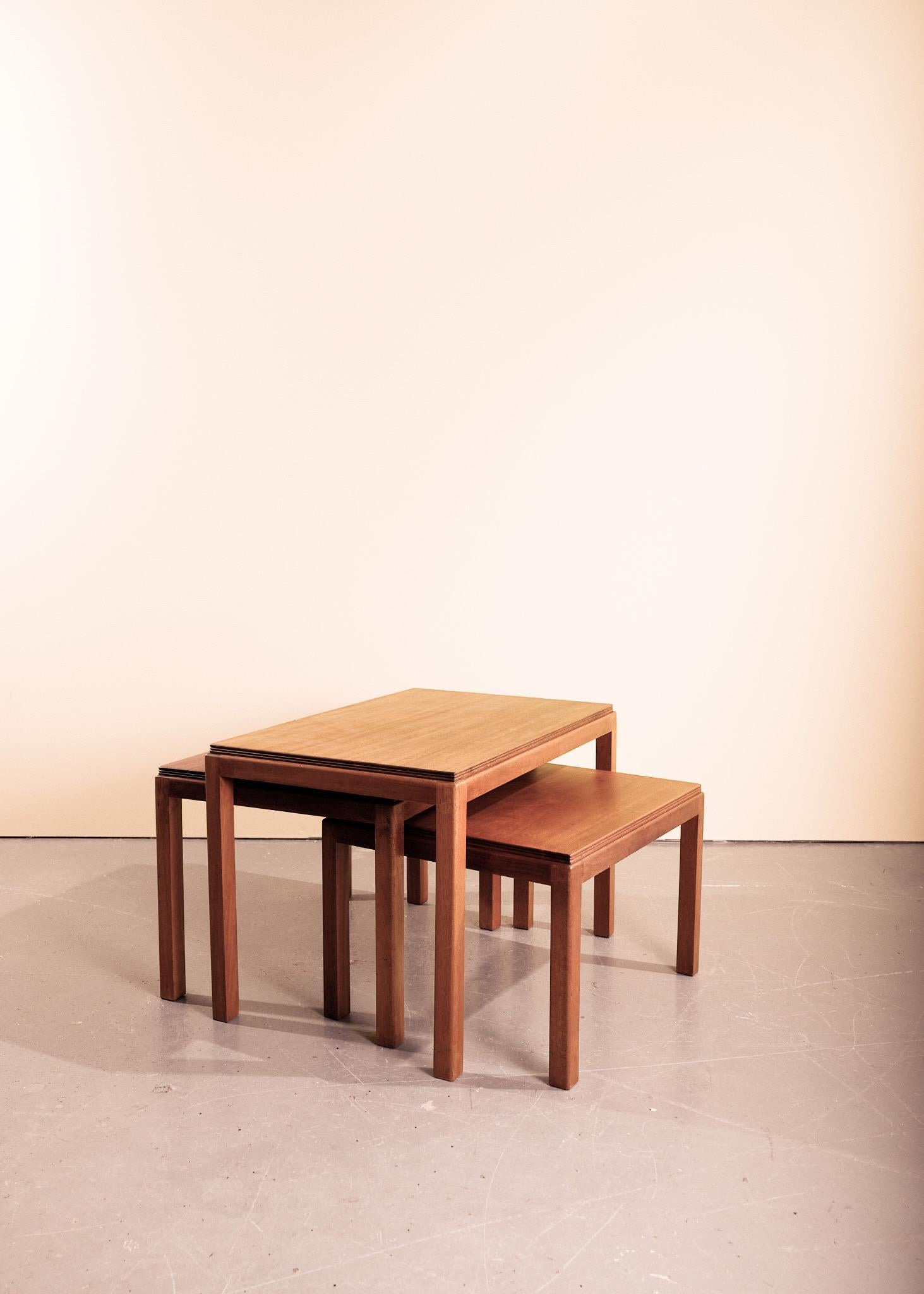 20th Century Nest of Three Coffee Tables, by Gordon Russell, British Midcentury, Walnut For Sale