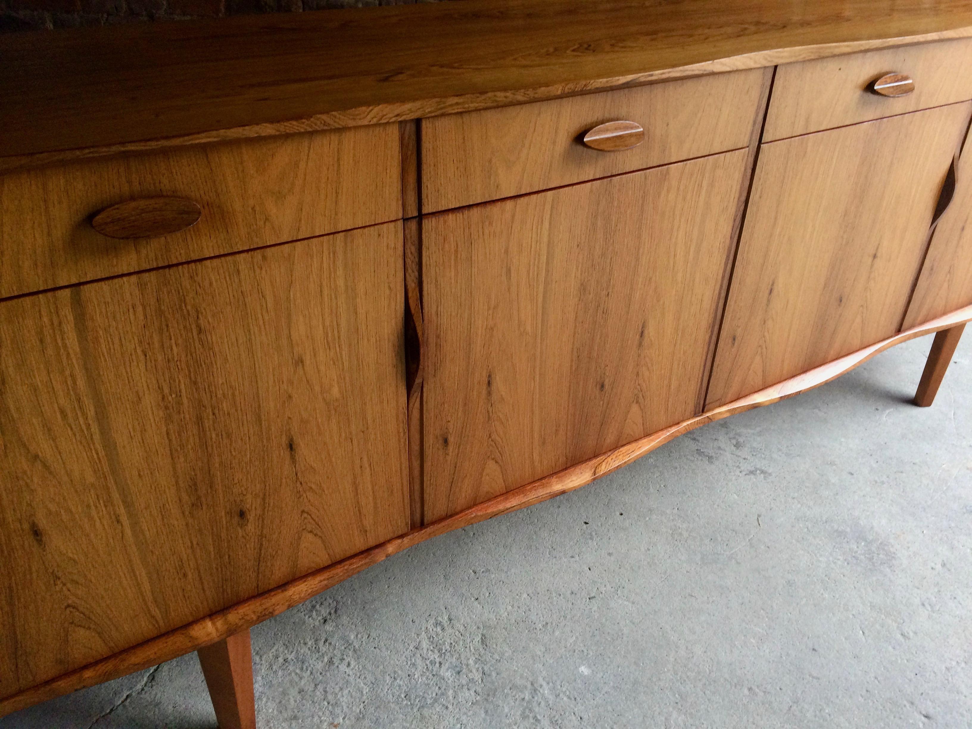 Gordon Russell R818 Rosewood Credenza Sideboard Lee Longlands Burford, 1960s 2