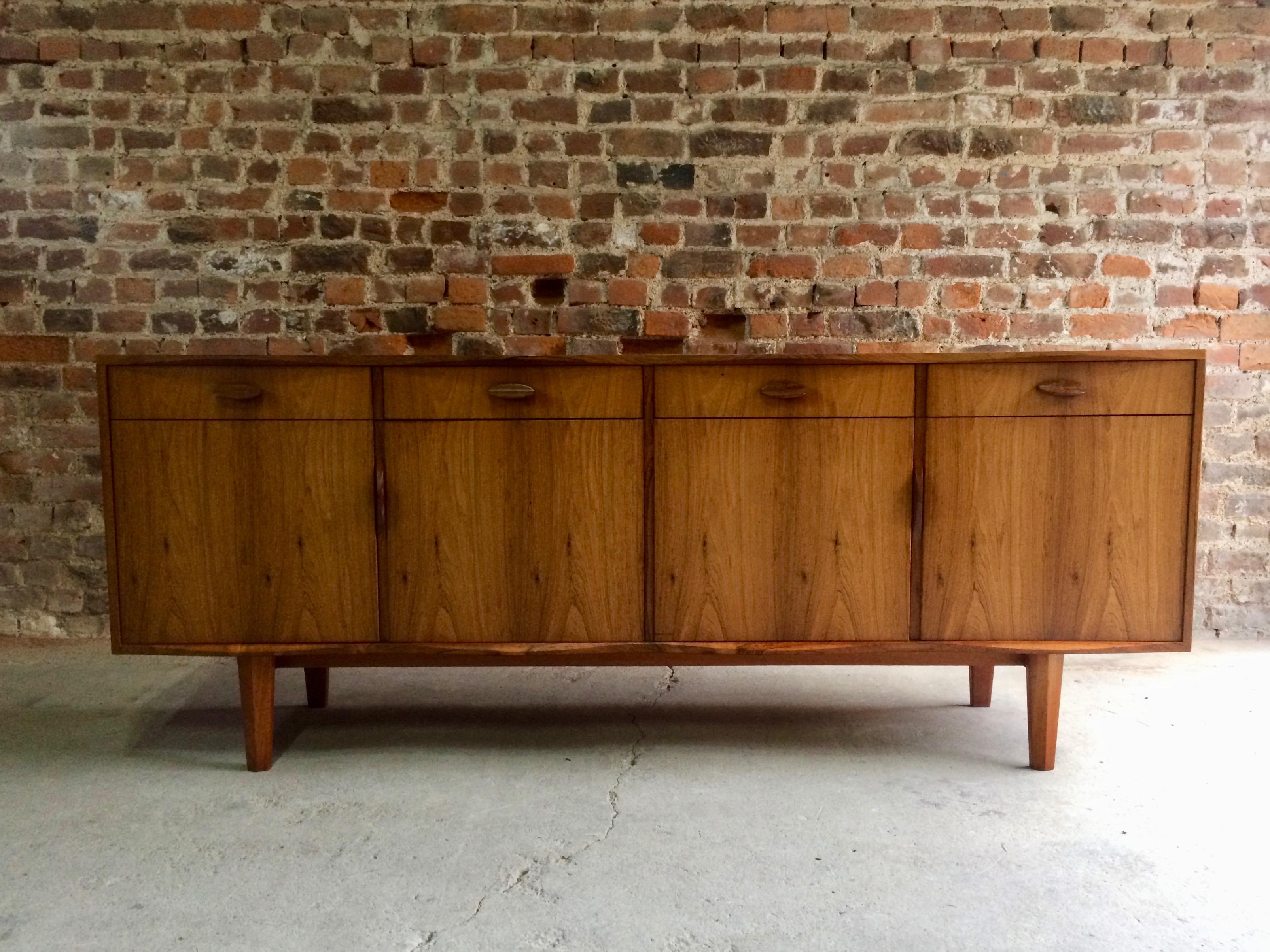Gordon Russell R818 Rosewood Credenza Sideboard Lee Longlands Burford, 1960s 7