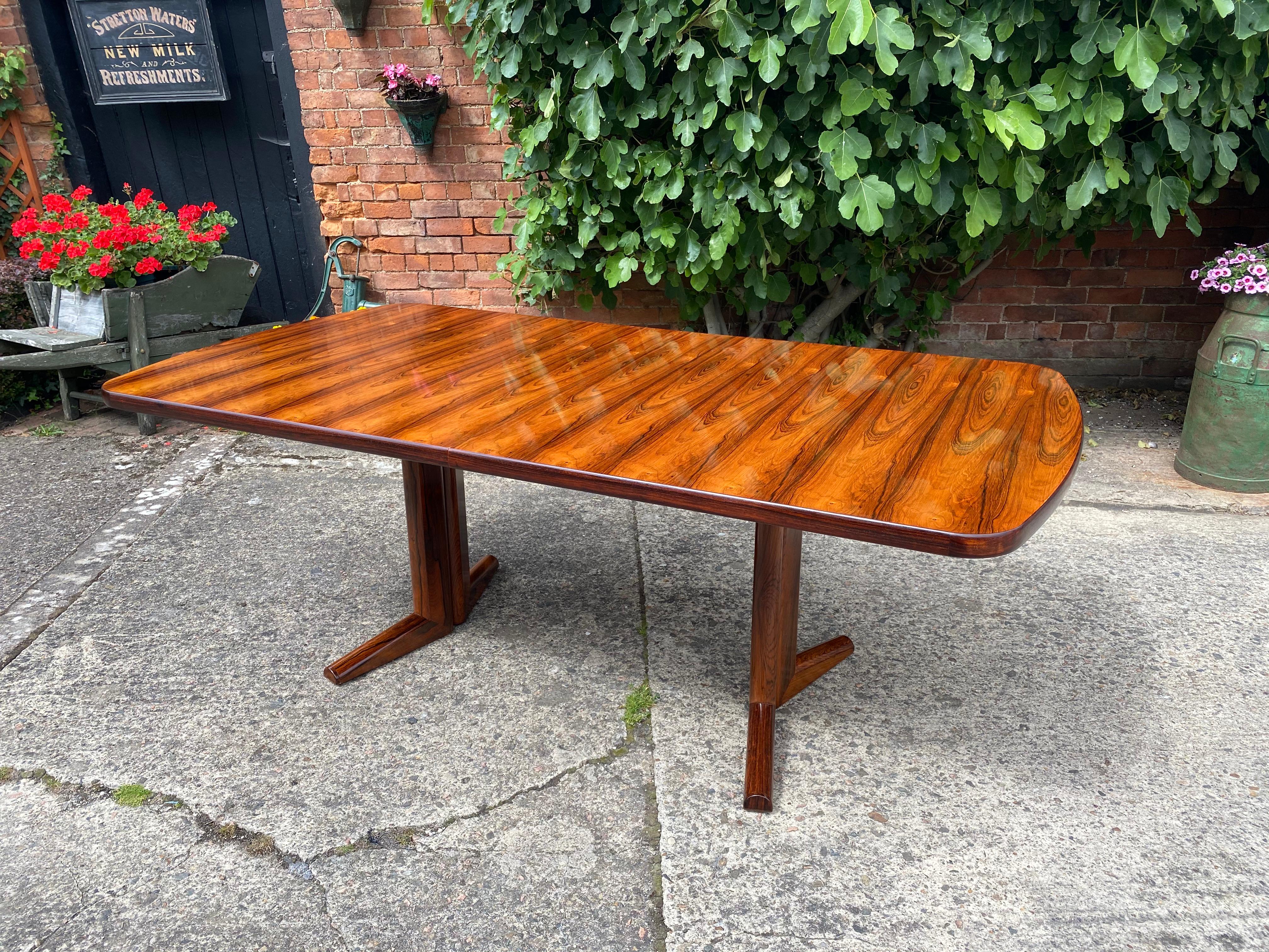 Gordon Russell Rio Rosewood Dining Table by Martin Hall Marwood Range, 1970 2
