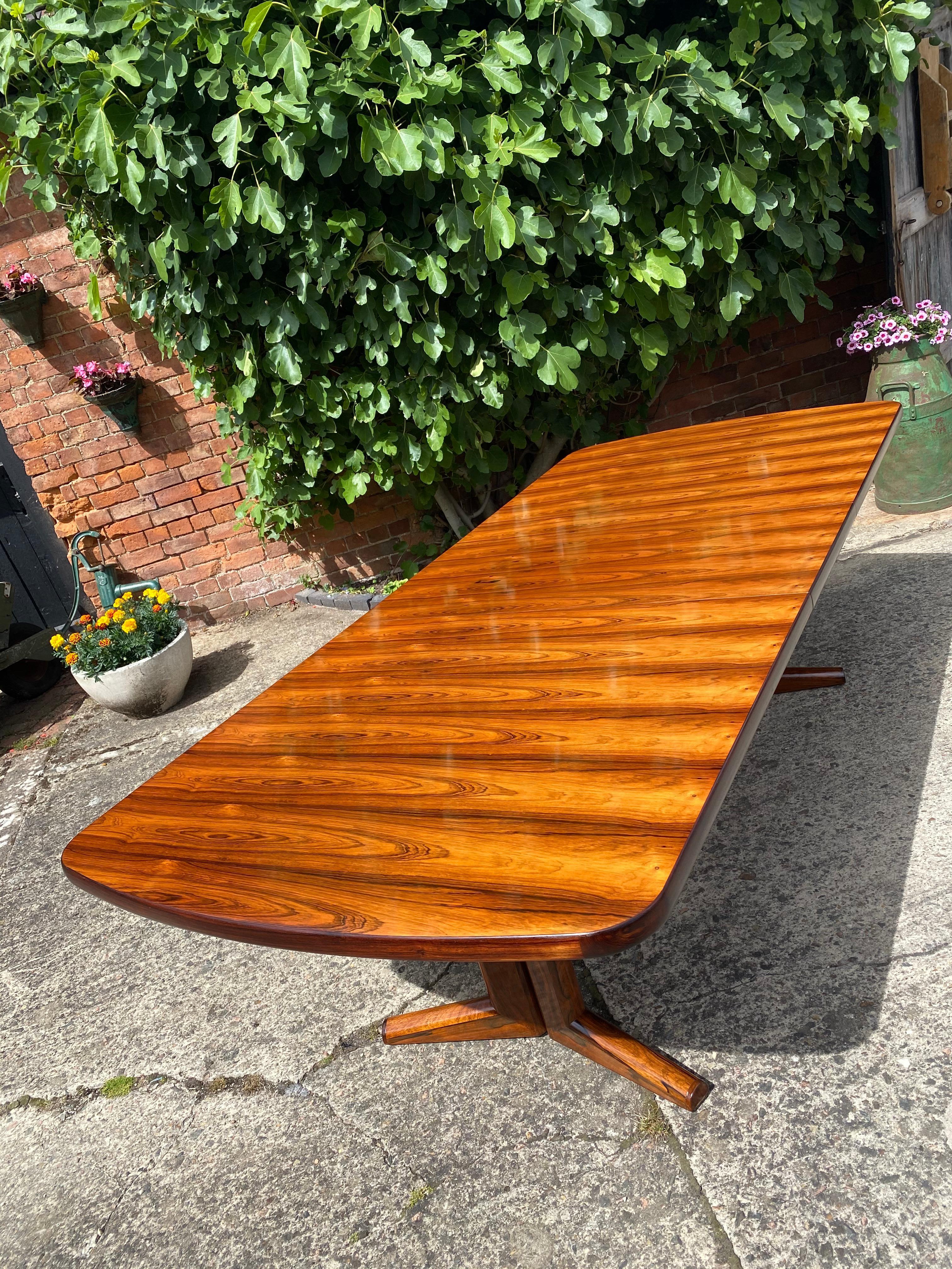English Gordon Russell Rio Rosewood Dining Table by Martin Hall Marwood Range, 1970