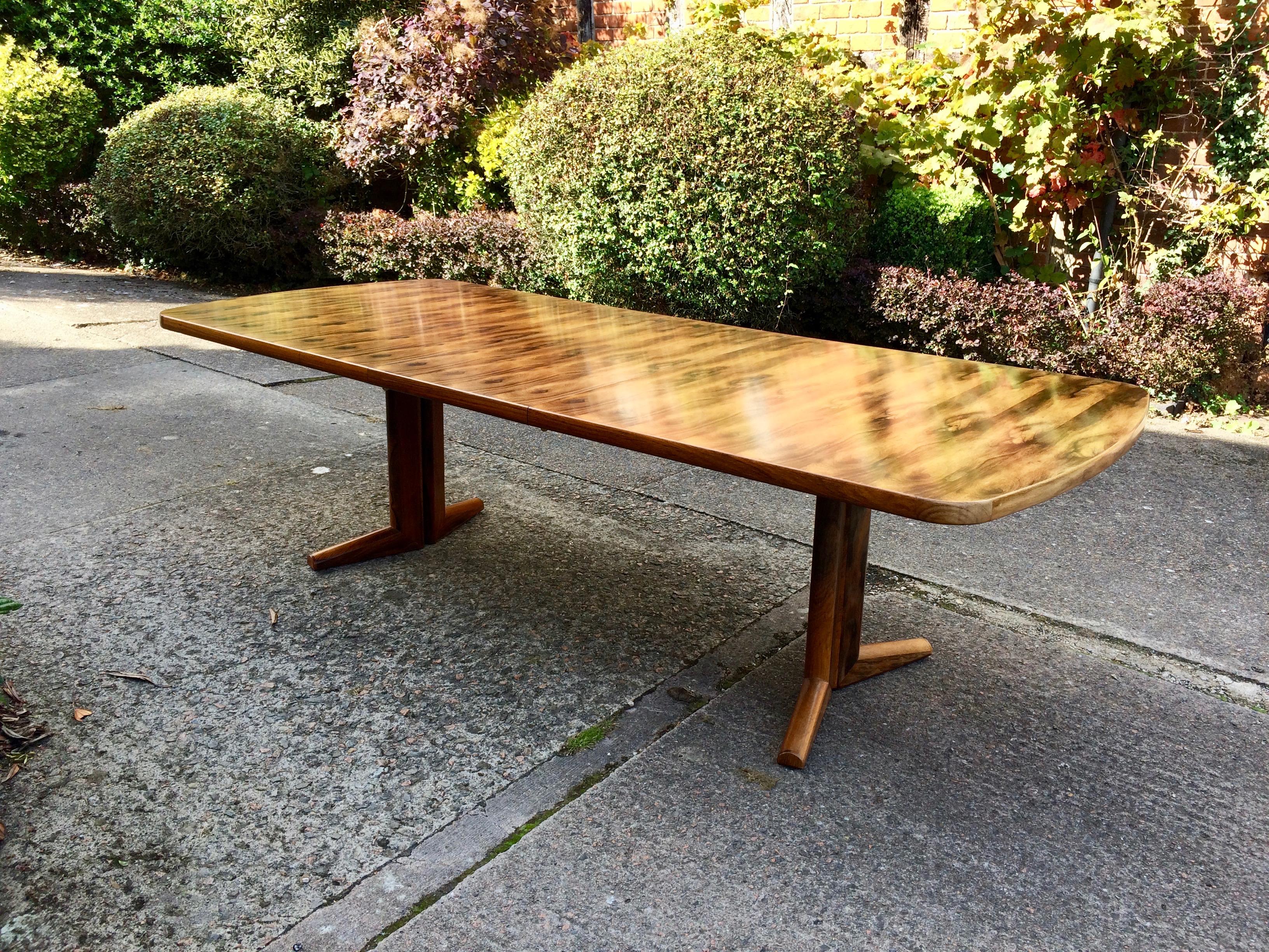 Sublime Gordon Russell 'The Marwood Range' extending dining / boardroom table designed by Martin Hall for Gordon Russell Ltd of Broadway, Material: Figured Rosewood - Date: 1970s. One previous owner from new and is offered in superb original
