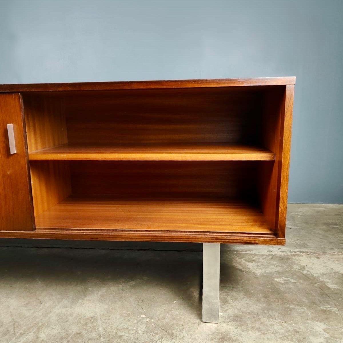 Gordon Russell Sideboard Credenza By Trevor Chinn Ray Leigh Prestige Mid Century In Excellent Condition In Cambridge, GB