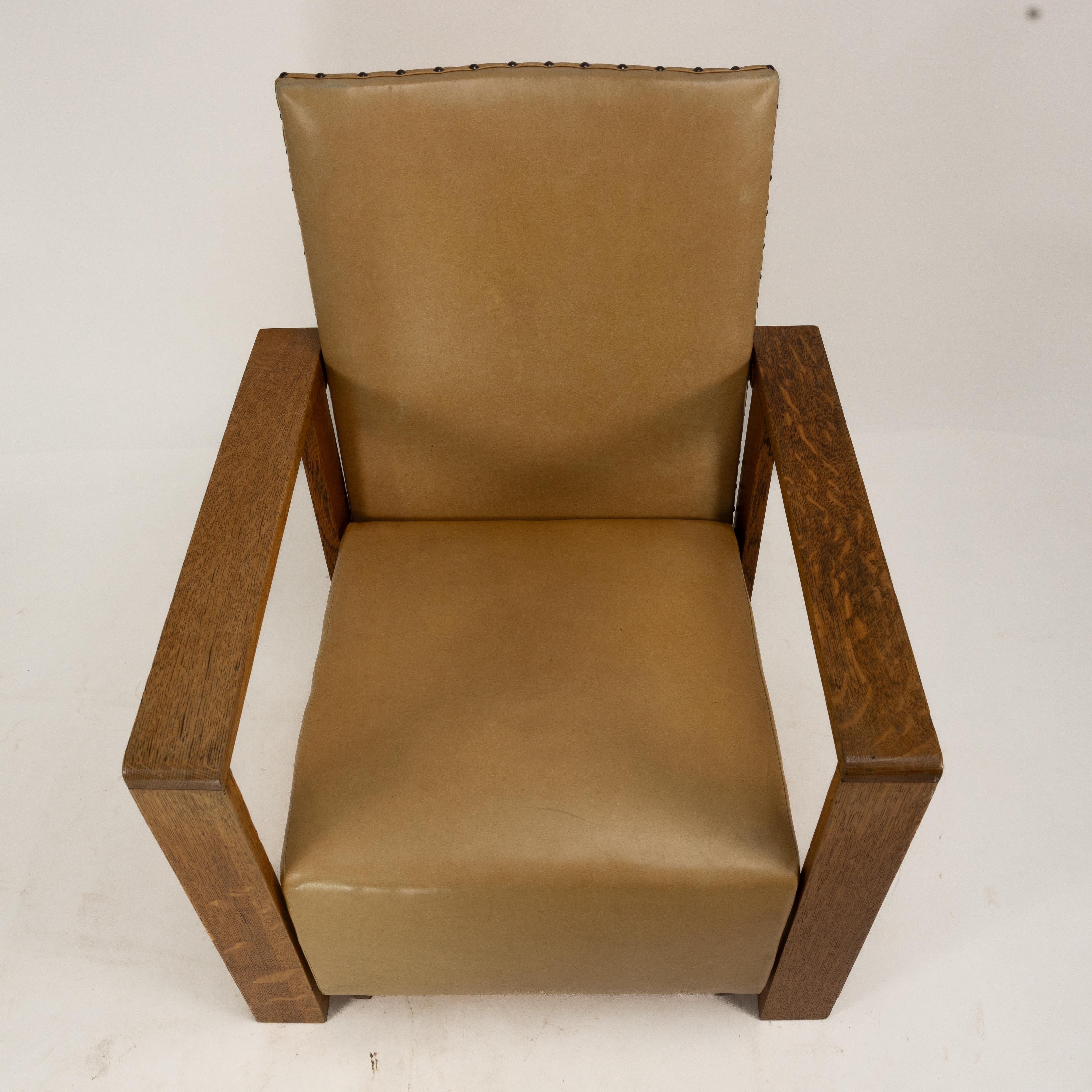 Gordon Russell, W. H. Russell. Paire de fauteuils inclinables en chêne de style Arts & Crafts en vente 5