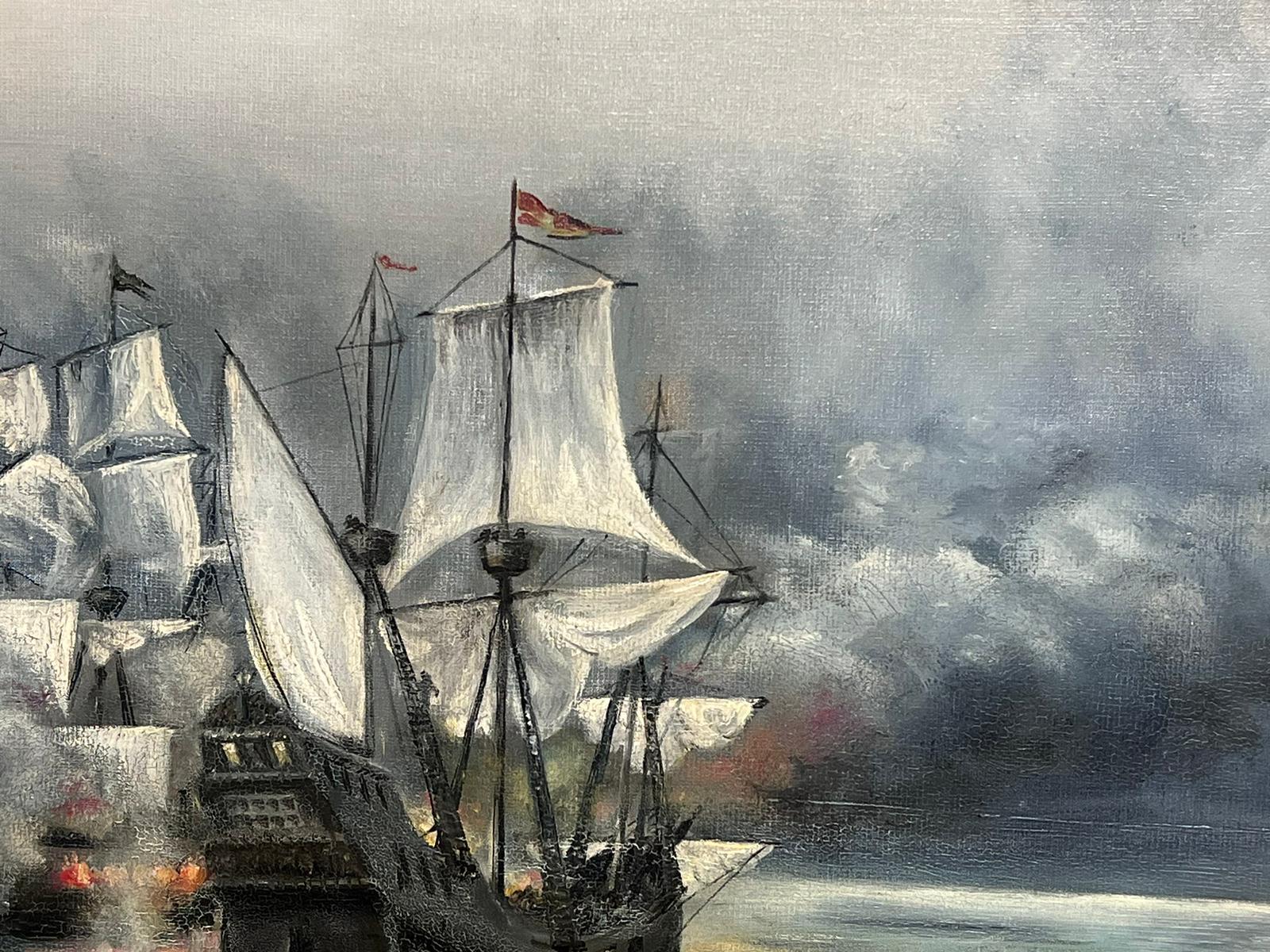 Buques de combate en el mar Enfrentamiento naval Pintura al óleo británica firmada - Figurative Painting Gris de Gordon Wood Armstrong
