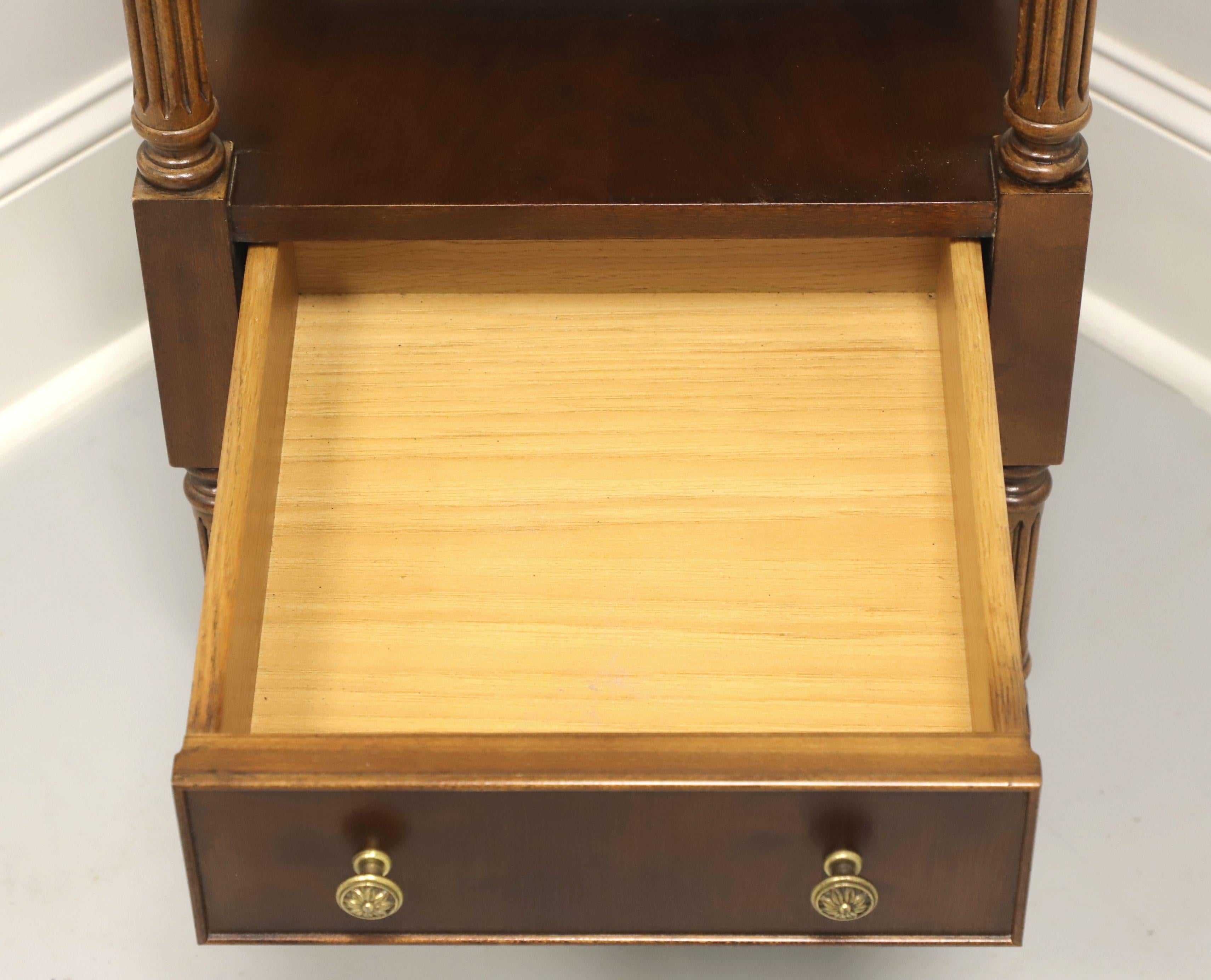 GORDON'S French Louis XVI Mahogany Telephone / End Table In Good Condition In Charlotte, NC