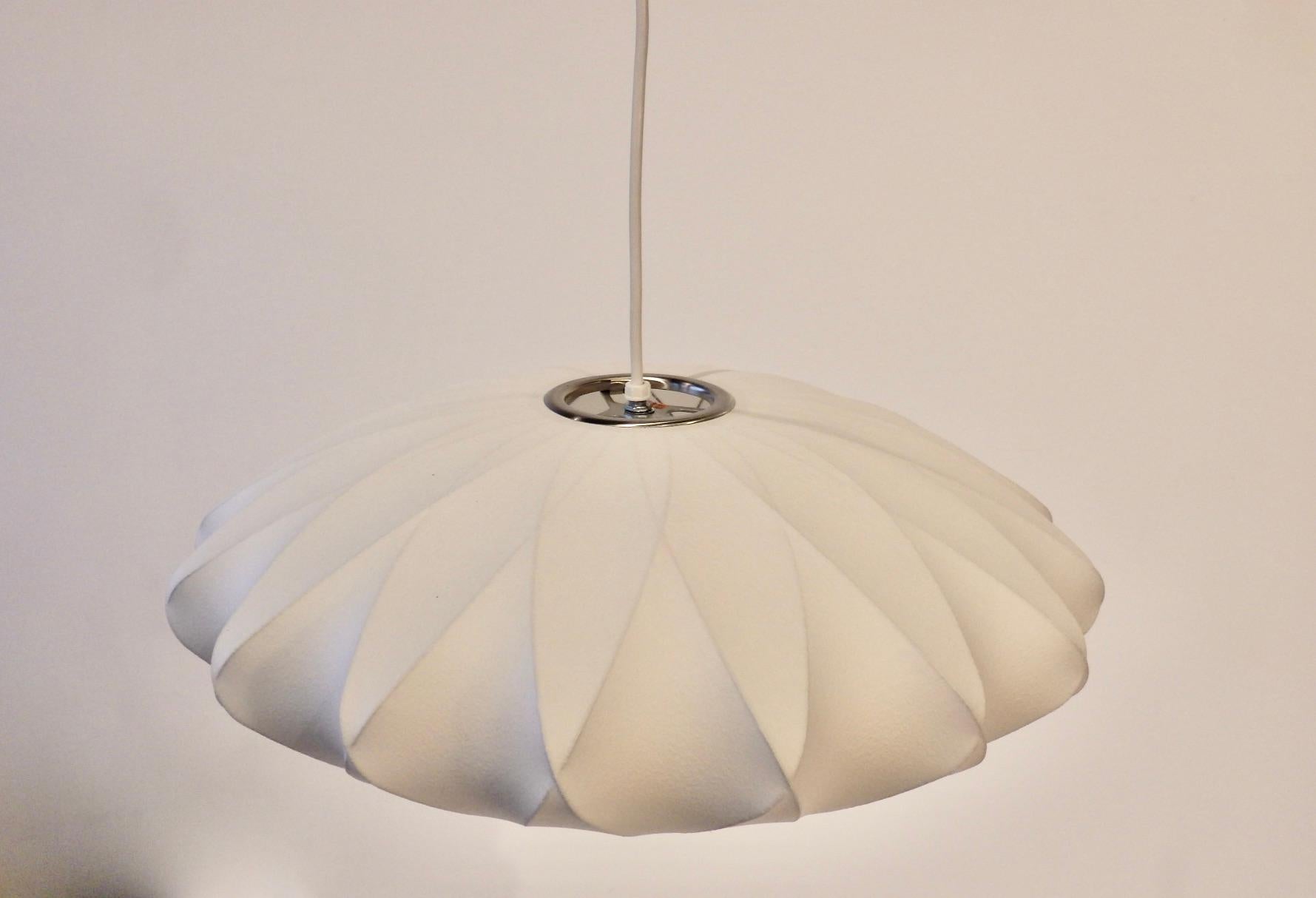 George Nelson for Herman Miller Criss Cross Hanging Bubble Lamp In Excellent Condition In Ferndale, MI