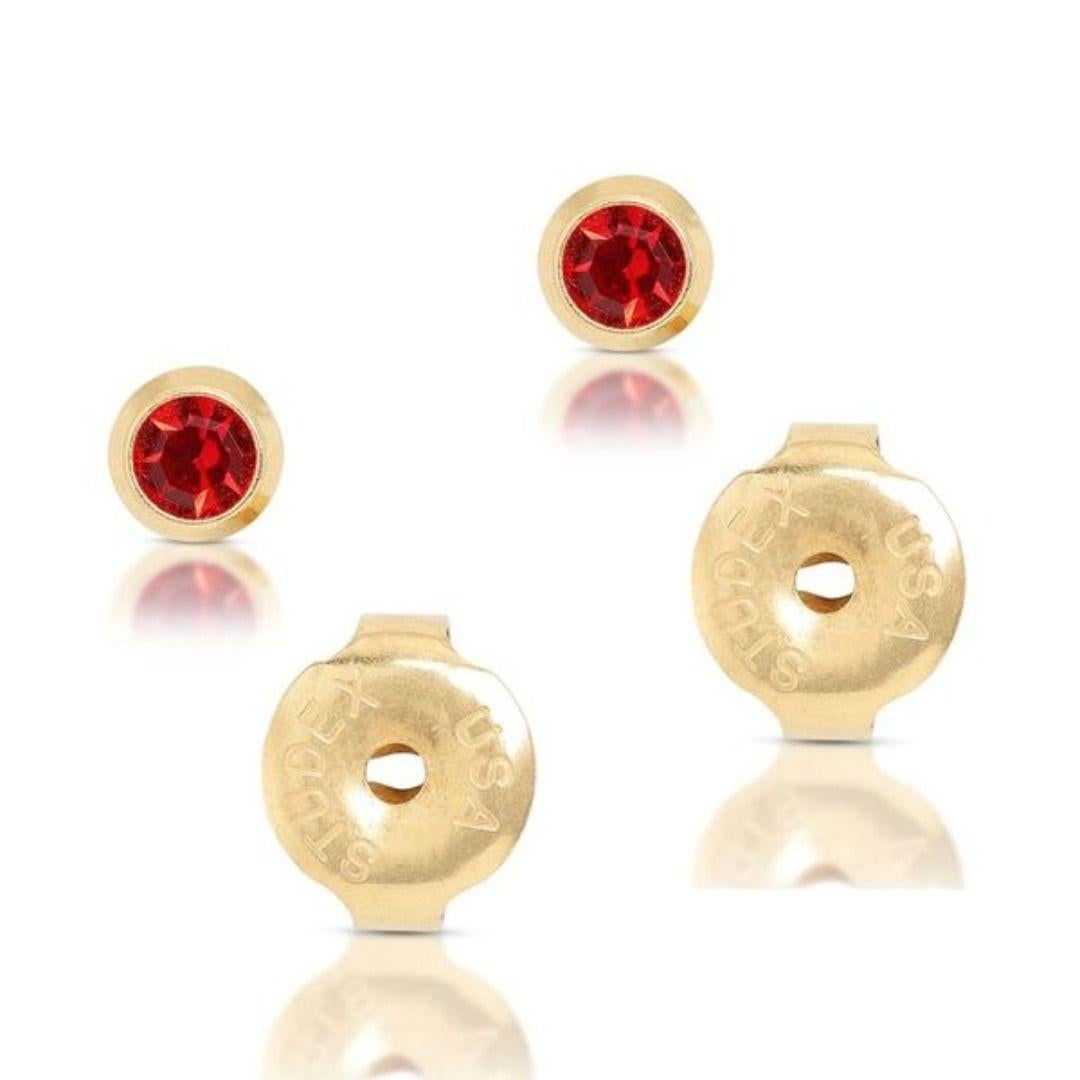 Women's Gorgeous 0.20ct Ruby Stud Earrings in 22K Yellow Gold For Sale
