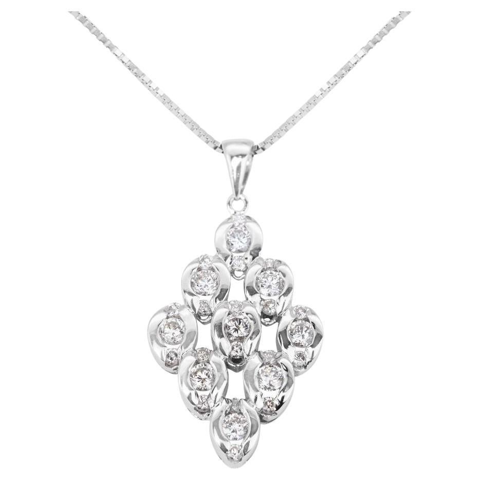 Gorgeous 0.30ct Diamond Pendant in elegant 18K White Gold - (Chain not included) For Sale
