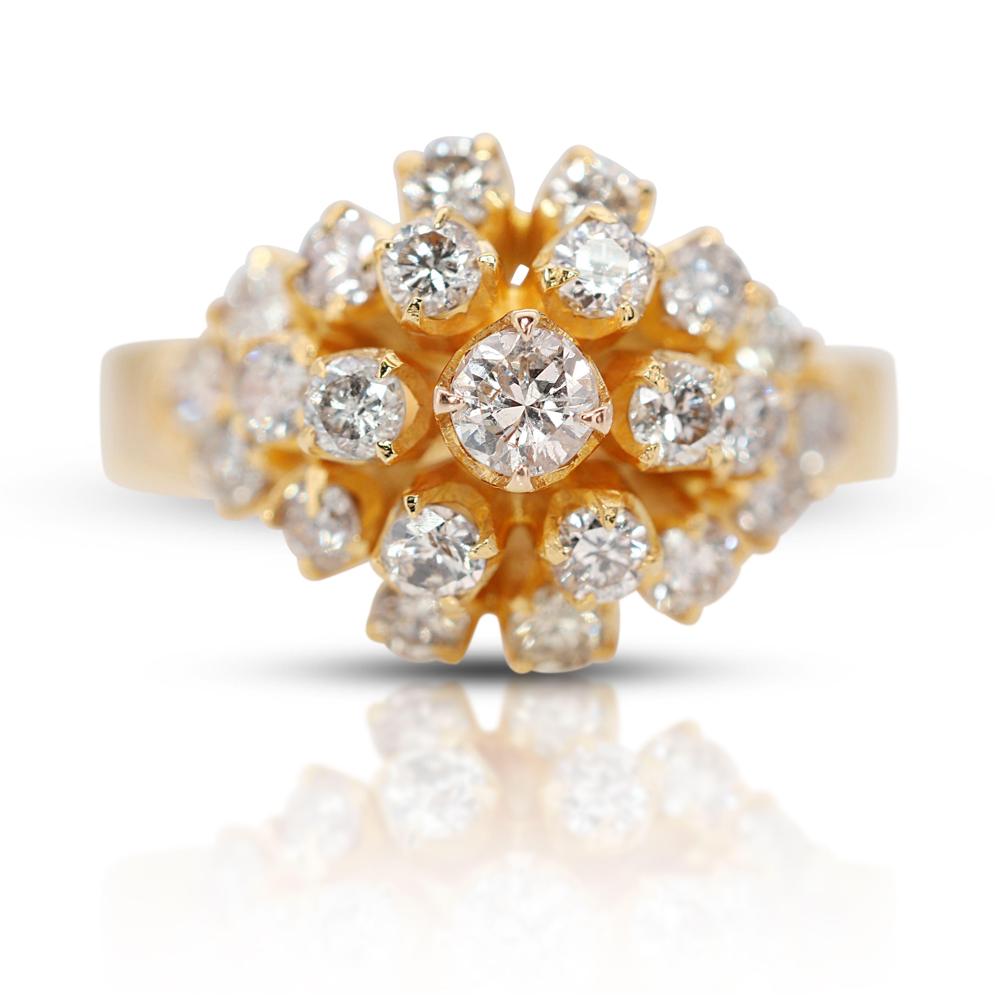 Round Cut Gorgeous 0.65ct Bouquet-designed Diamond Ring For Sale