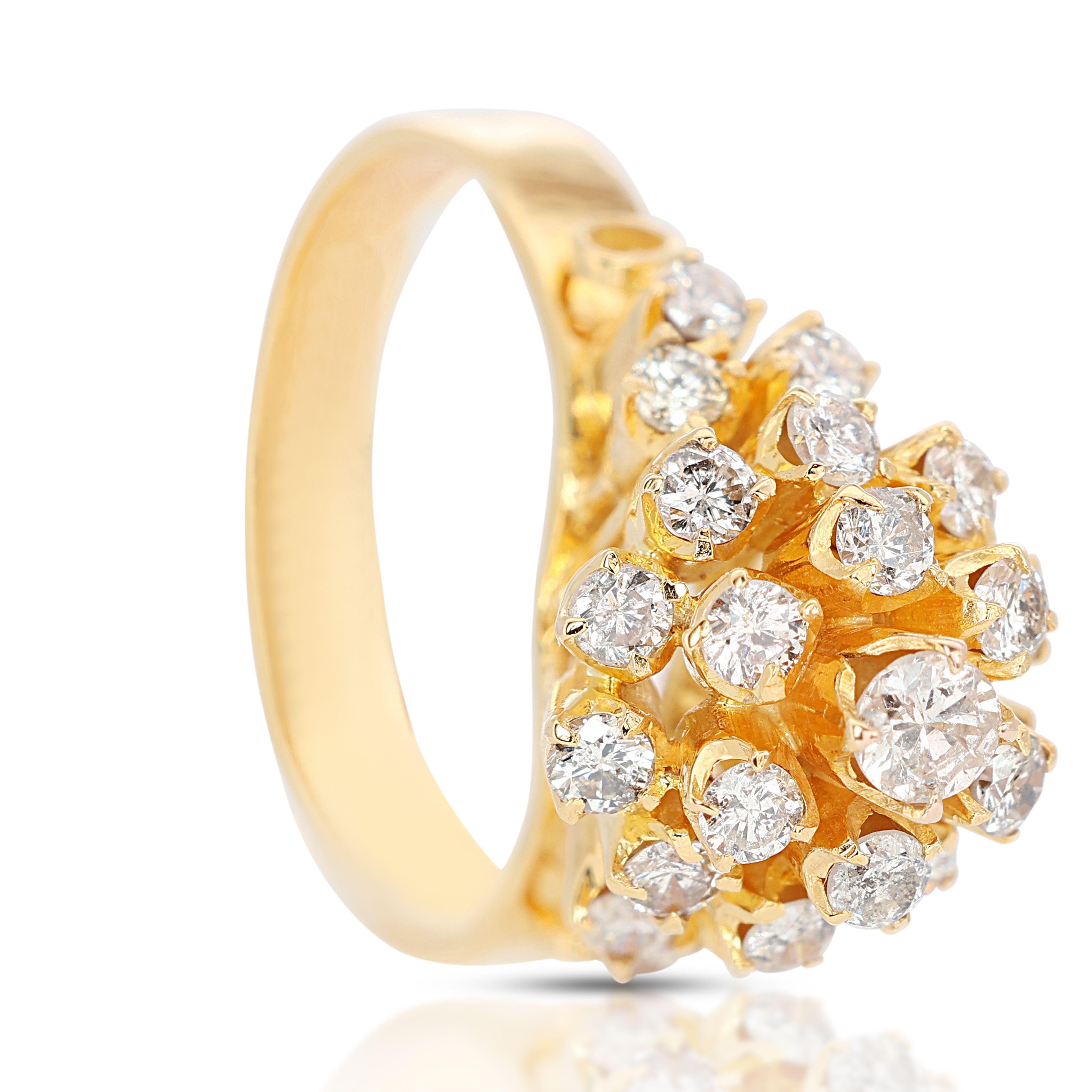 Gorgeous 0.65ct Bouquet-designed Diamond Ring For Sale 3