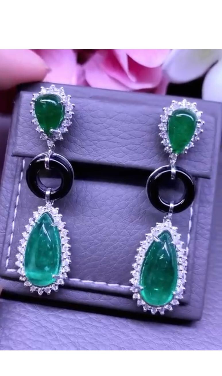 AIG Certified 99.50 Zambian Emeralds 9.05 Ct Diamonds 18K Gold Parure For Sale 1