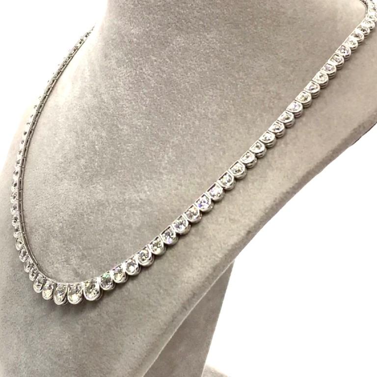 Gorgeous 10.84 Carat Platinum All Round Diamond Necklace In New Condition For Sale In New York, NY